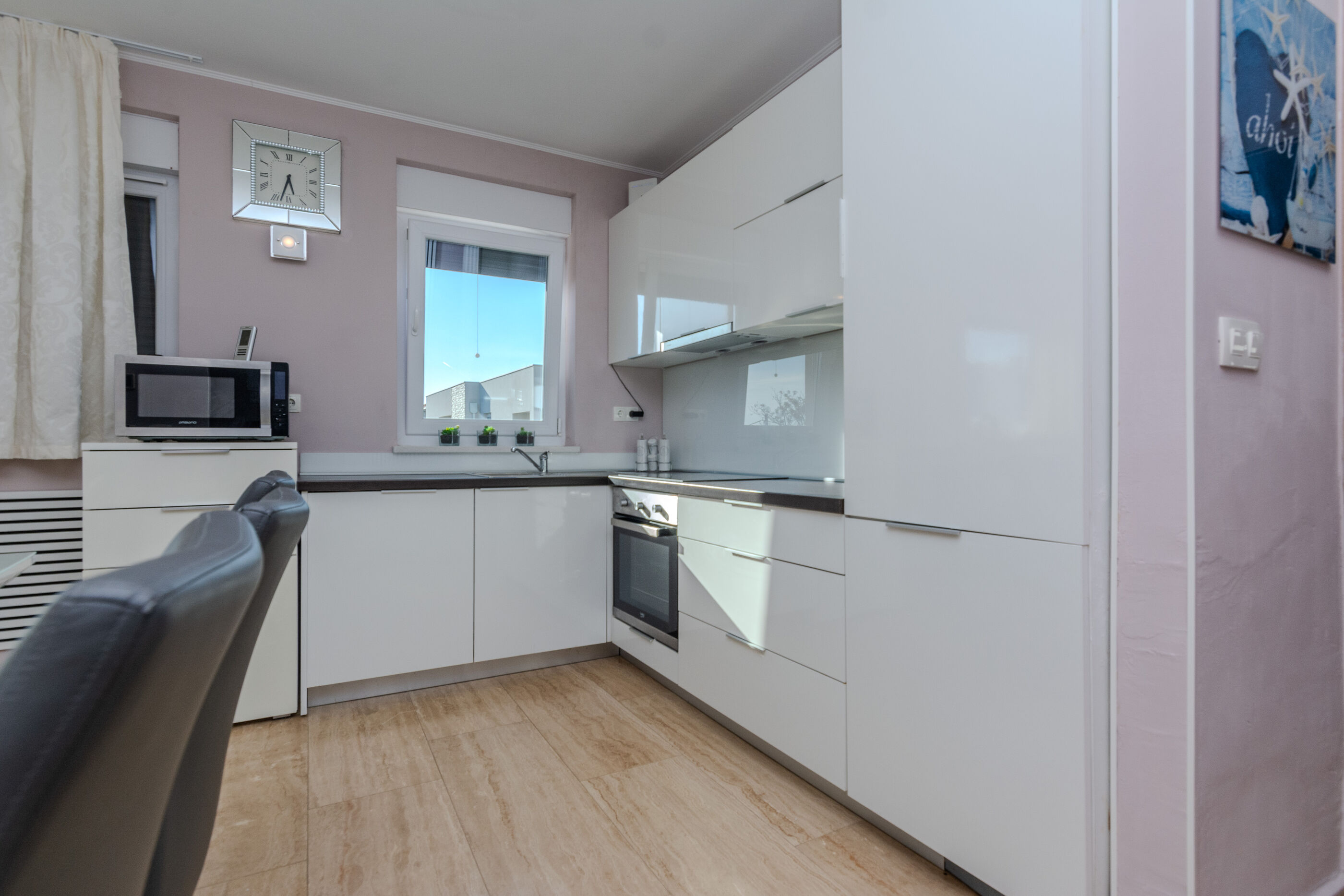 Apartment Eses 44961-A1