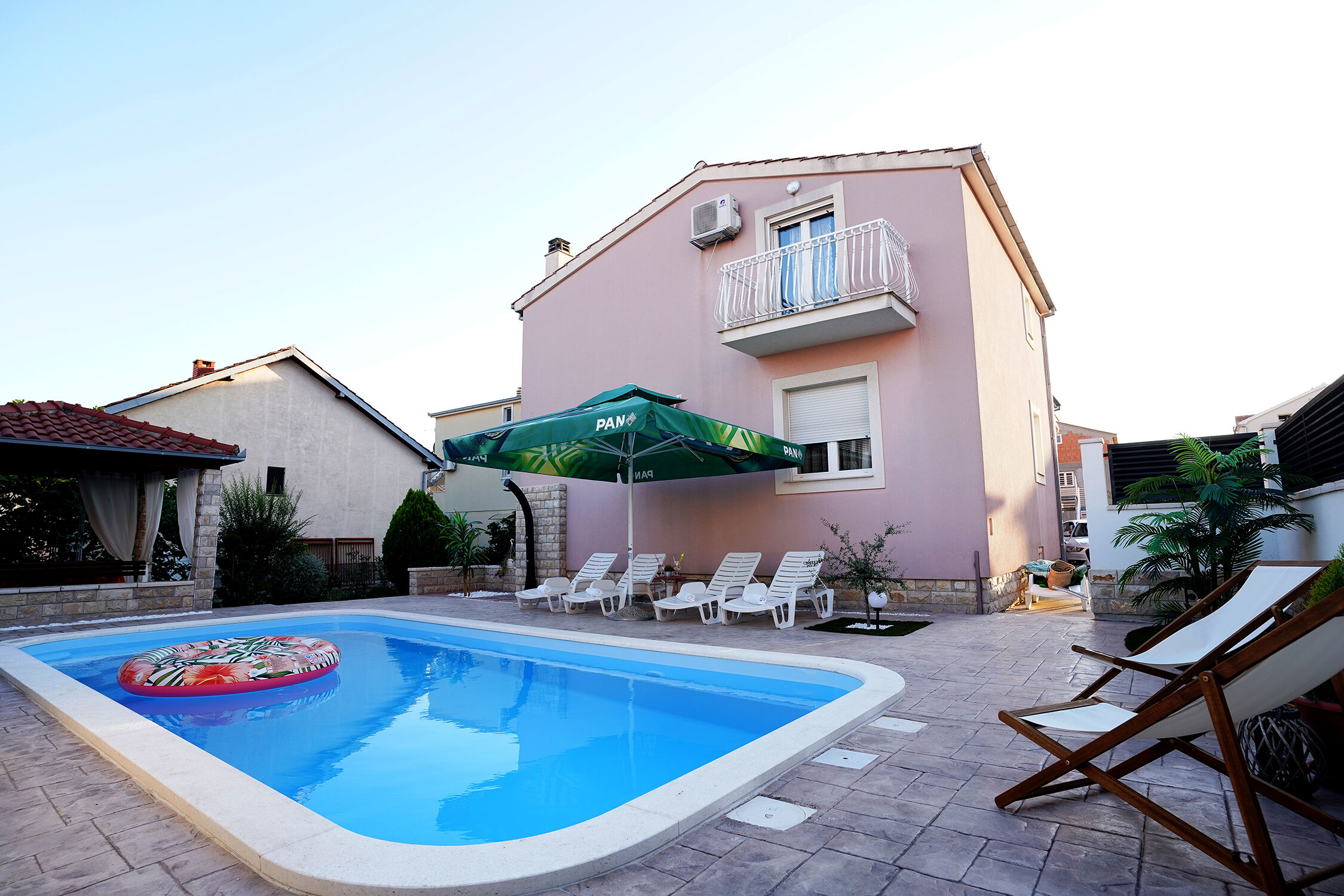 House TaGo 115161-K1