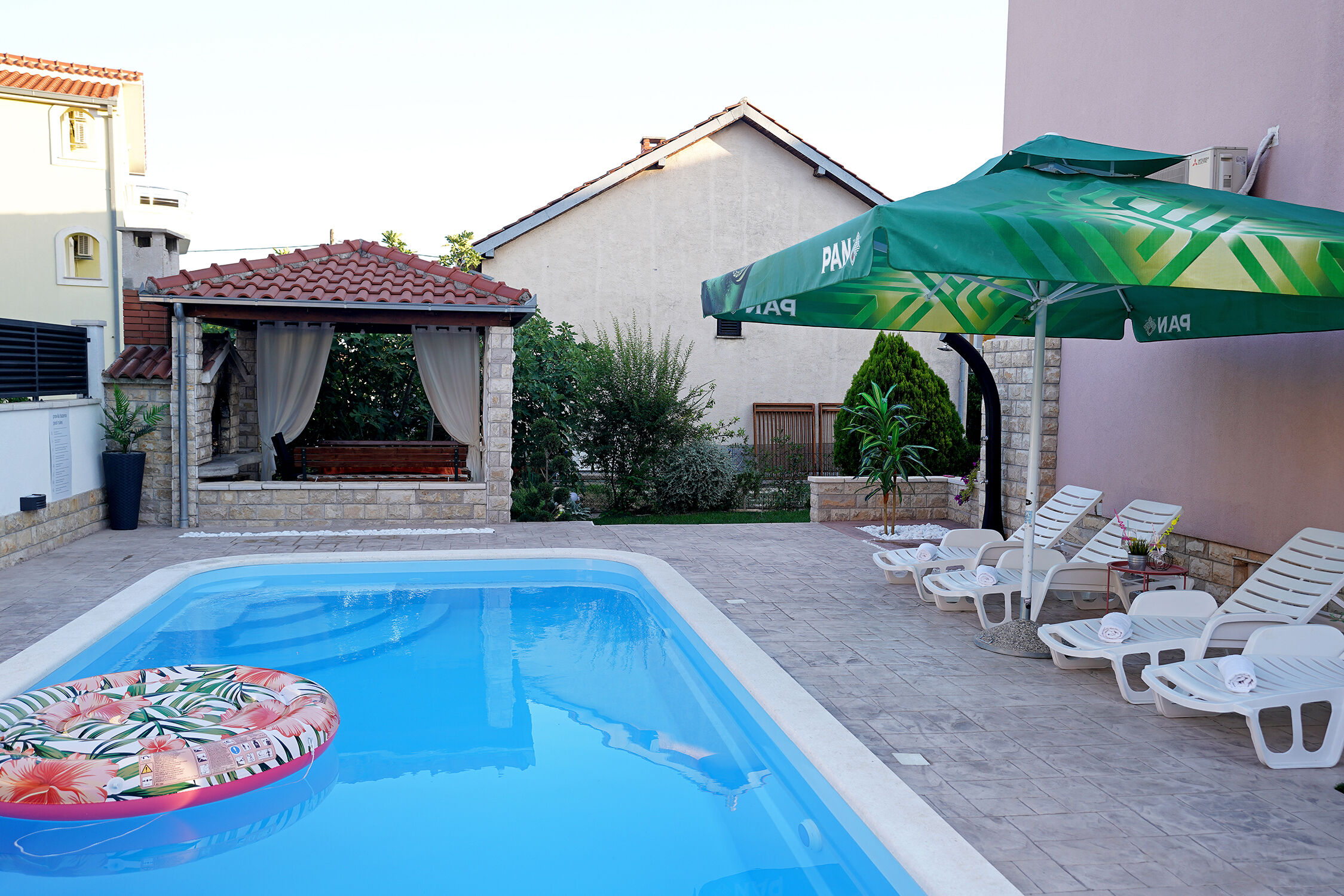 House TaGo 115161-K1