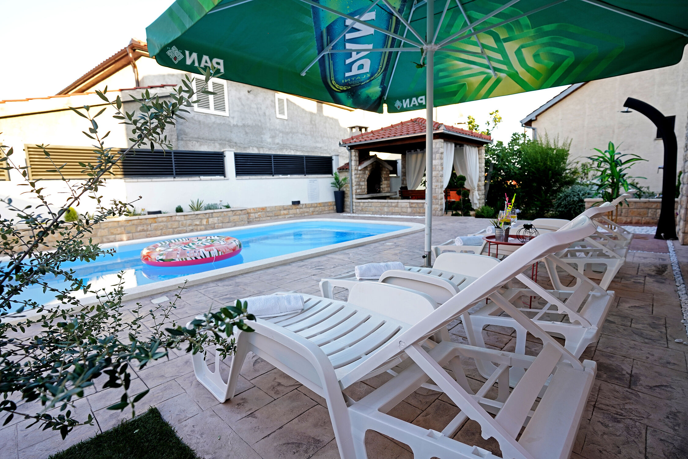 House TaGo 115161-K1