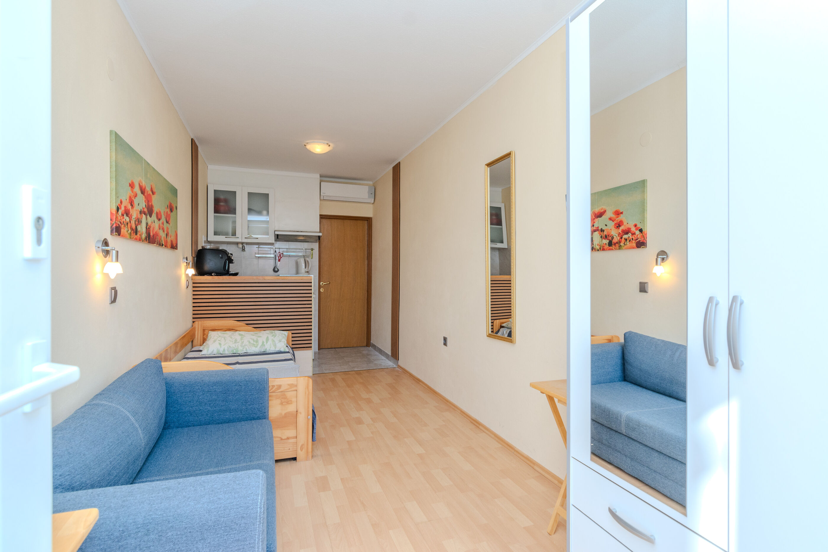 Apartments Jozef 44965-A2