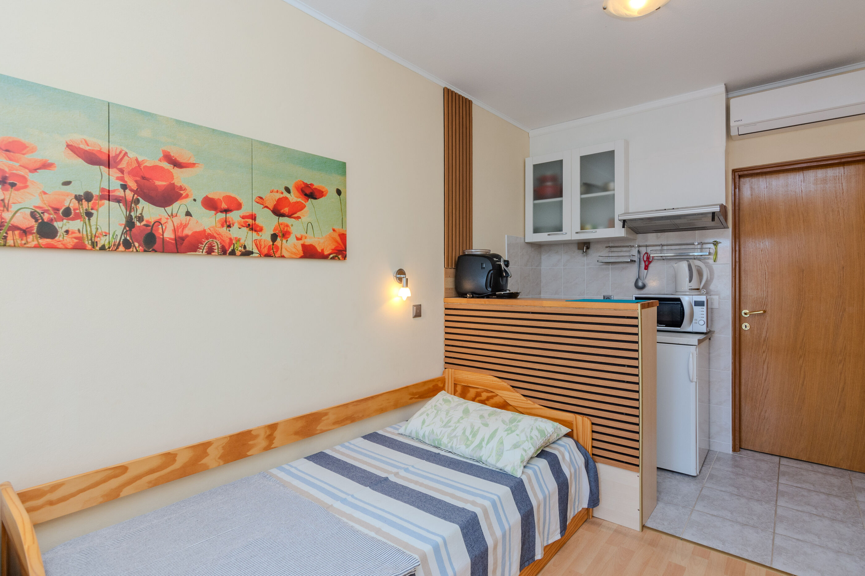 Apartments Jozef 44965-A2