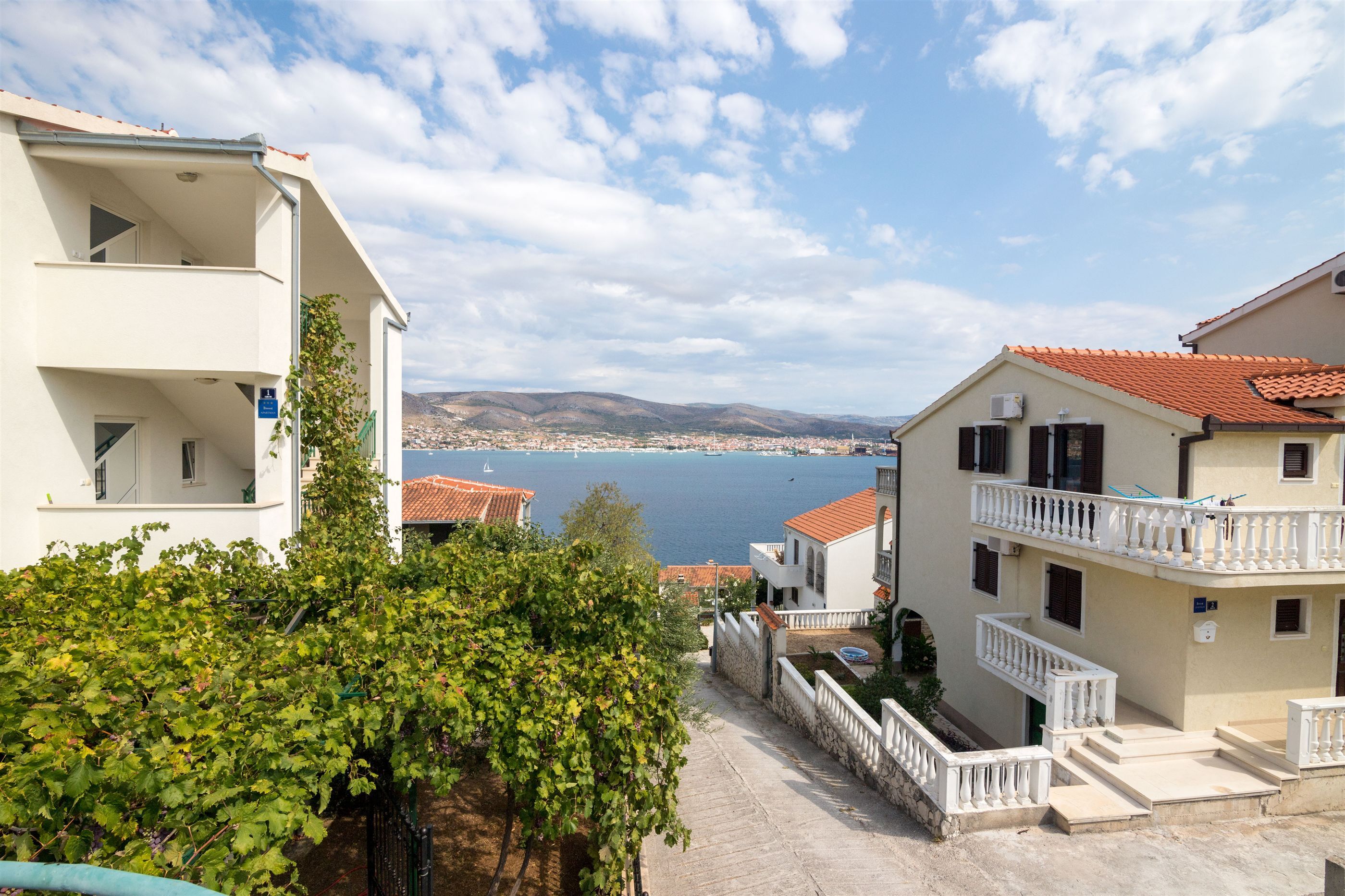 Apartment Goran 10668-A1