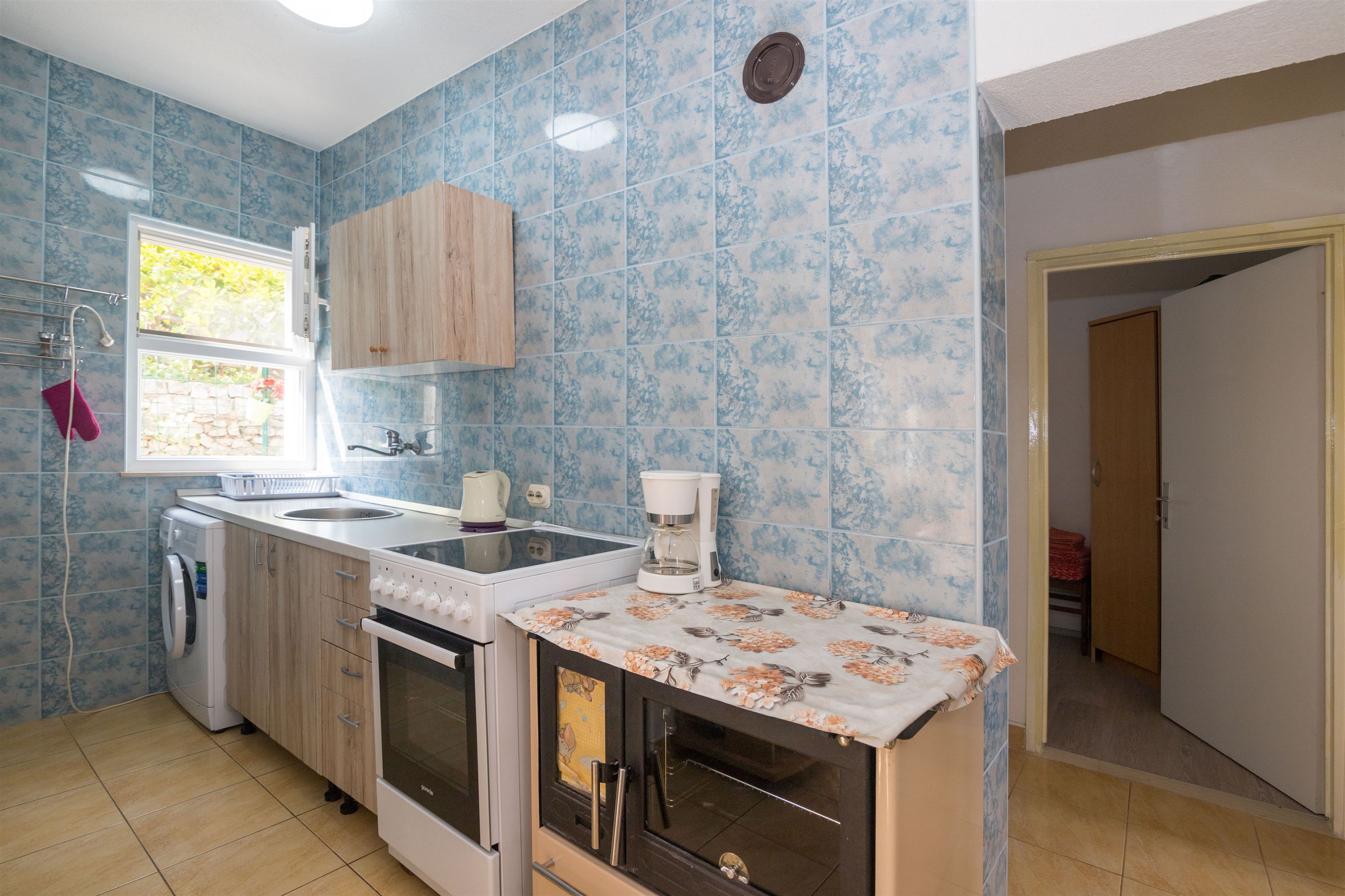 Apartment Goran 10668-A1