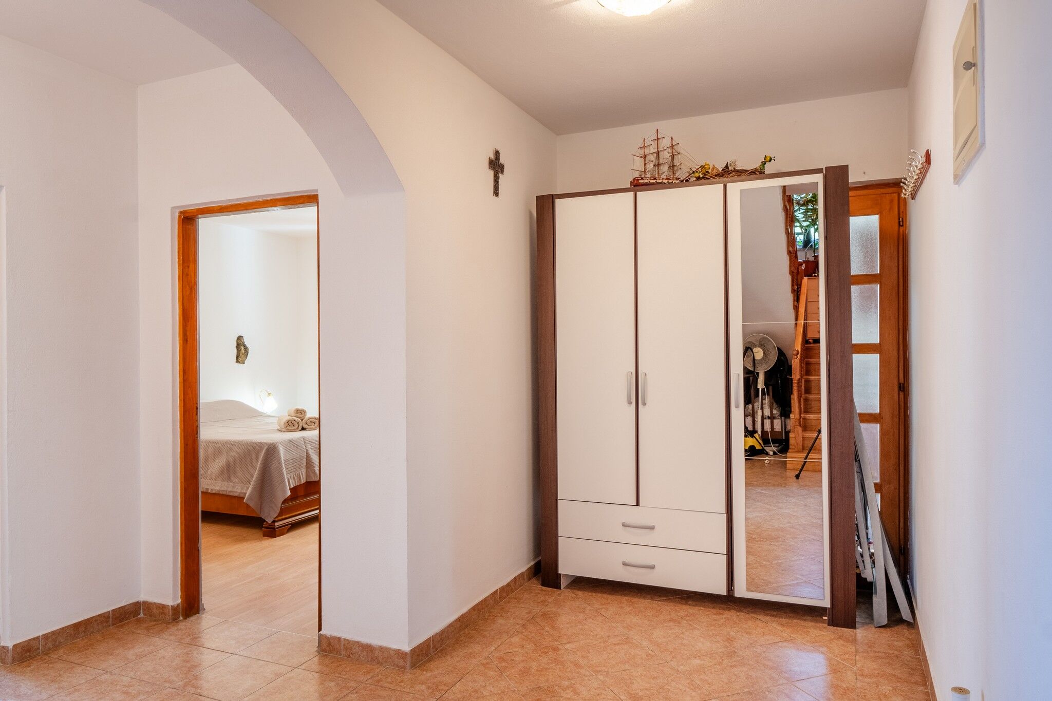 Apartments Kapovic 115181-A1