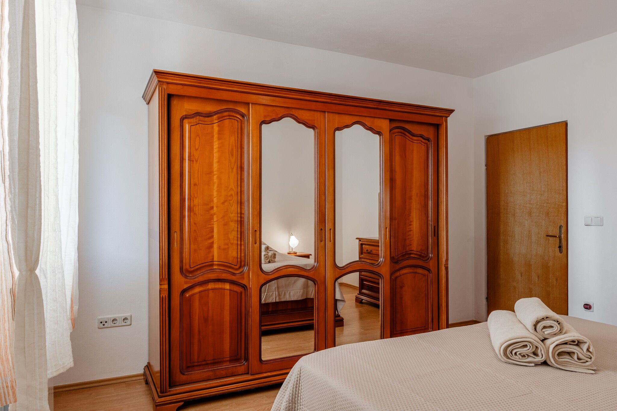 Apartments Kapovic 115181-A1