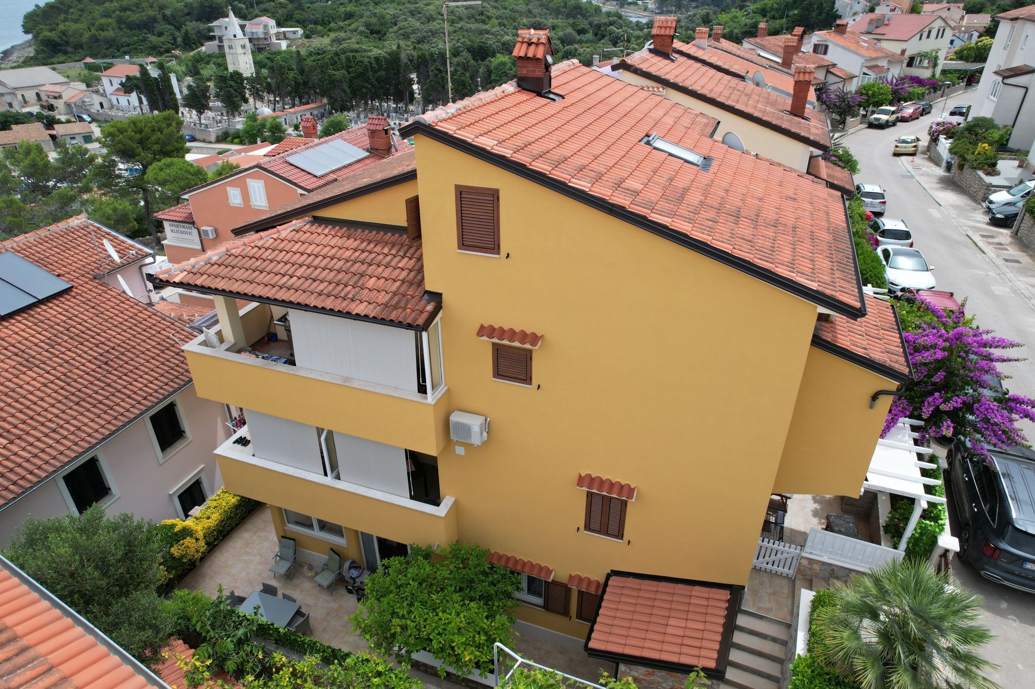 Apartments Enna 50162-A3