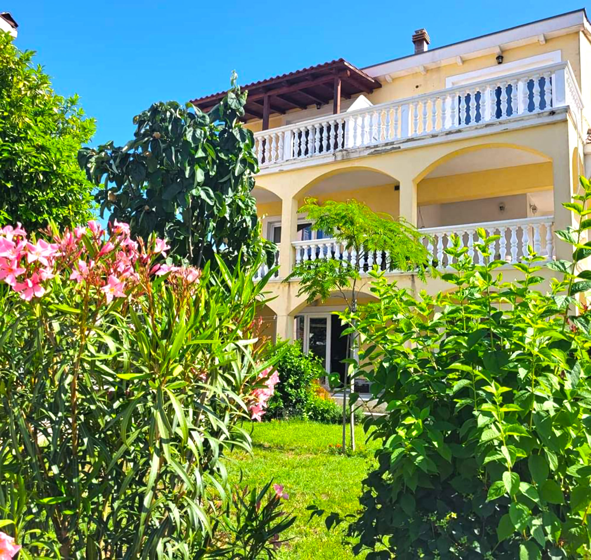 Apartment Amarilis 90281-A2
