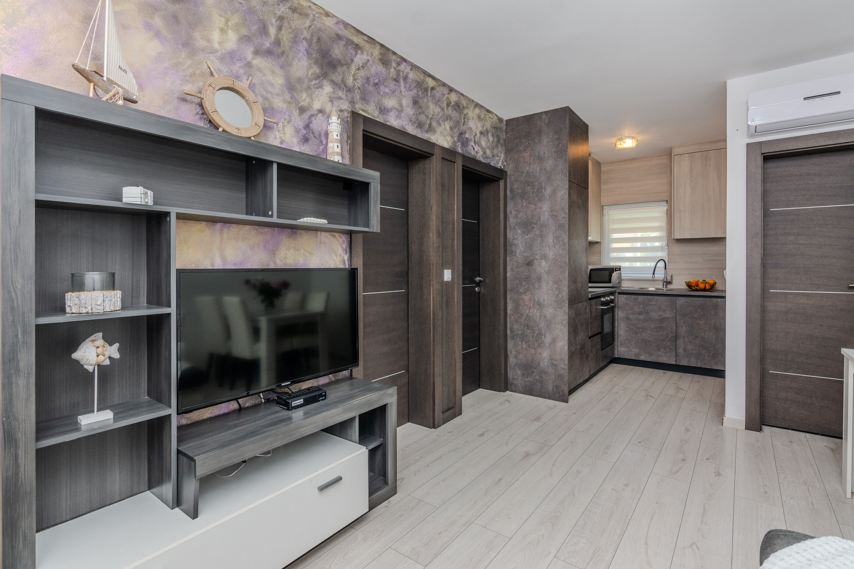 Apartments Lucica 30624-A1