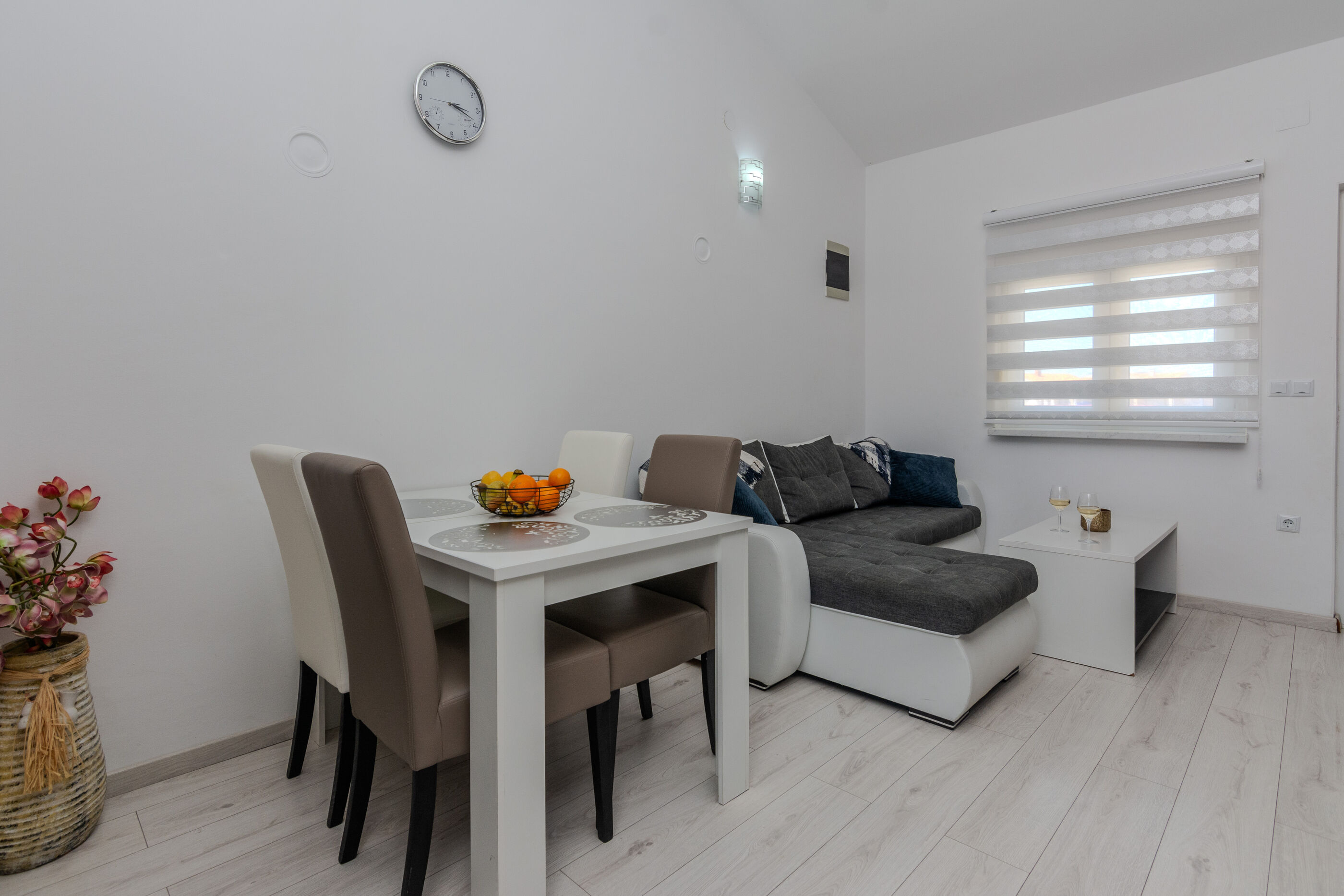 Apartments Lucica 30624-A3