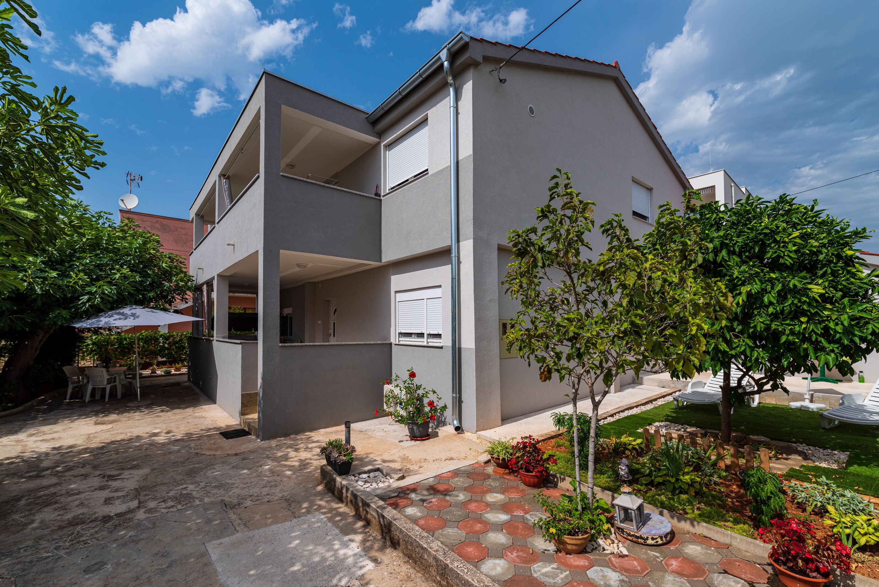 House Franica Accommodation in Zadar