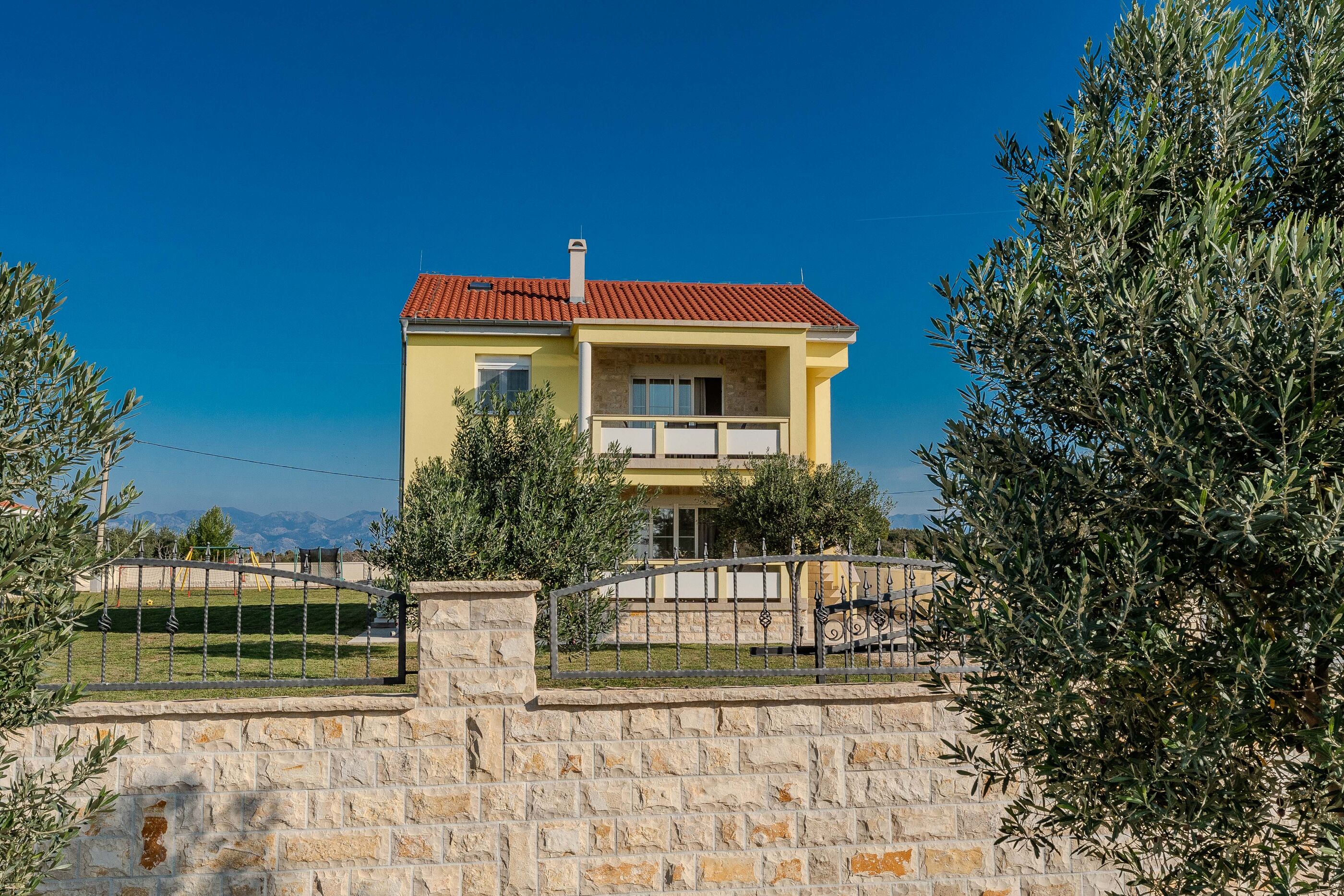 House Jurkin 11486-K1