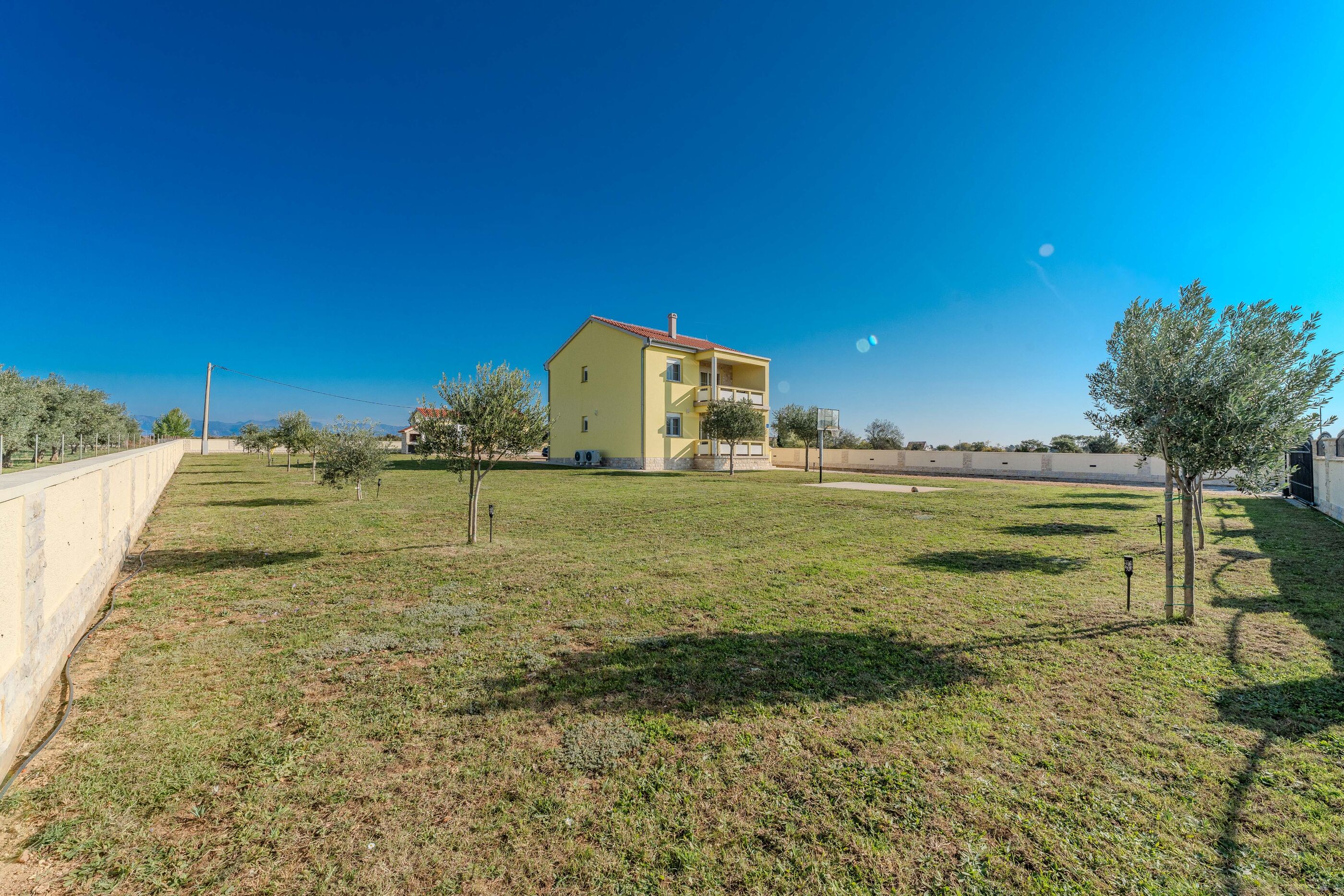 House Jurkin 11486-K1