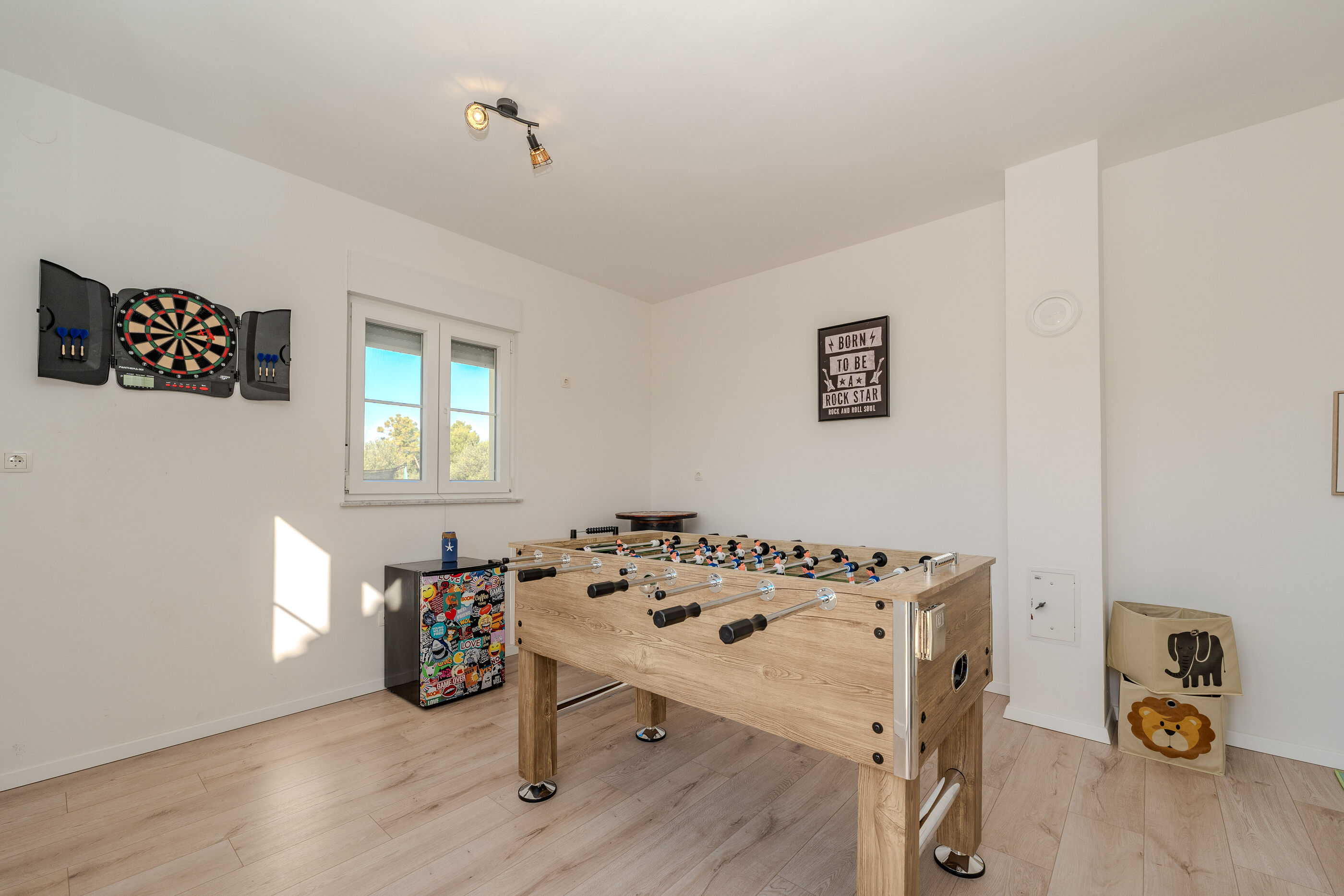 House Jurkin 11486-K1