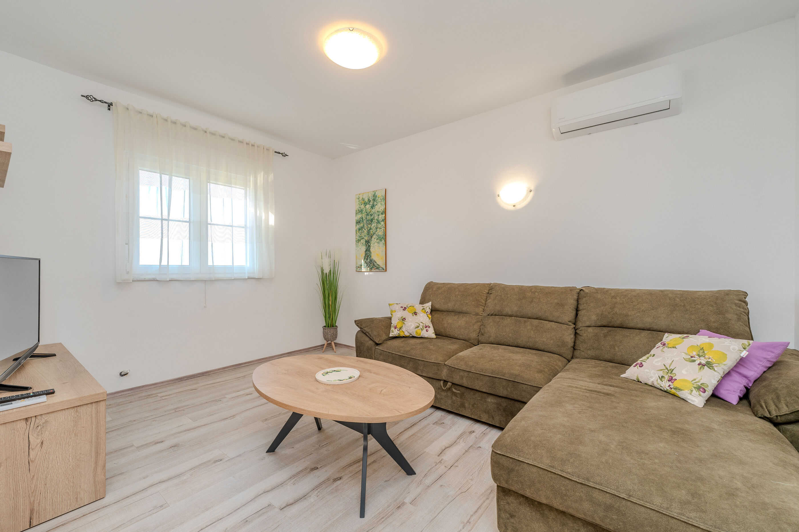 House Jurkin 11486-K1