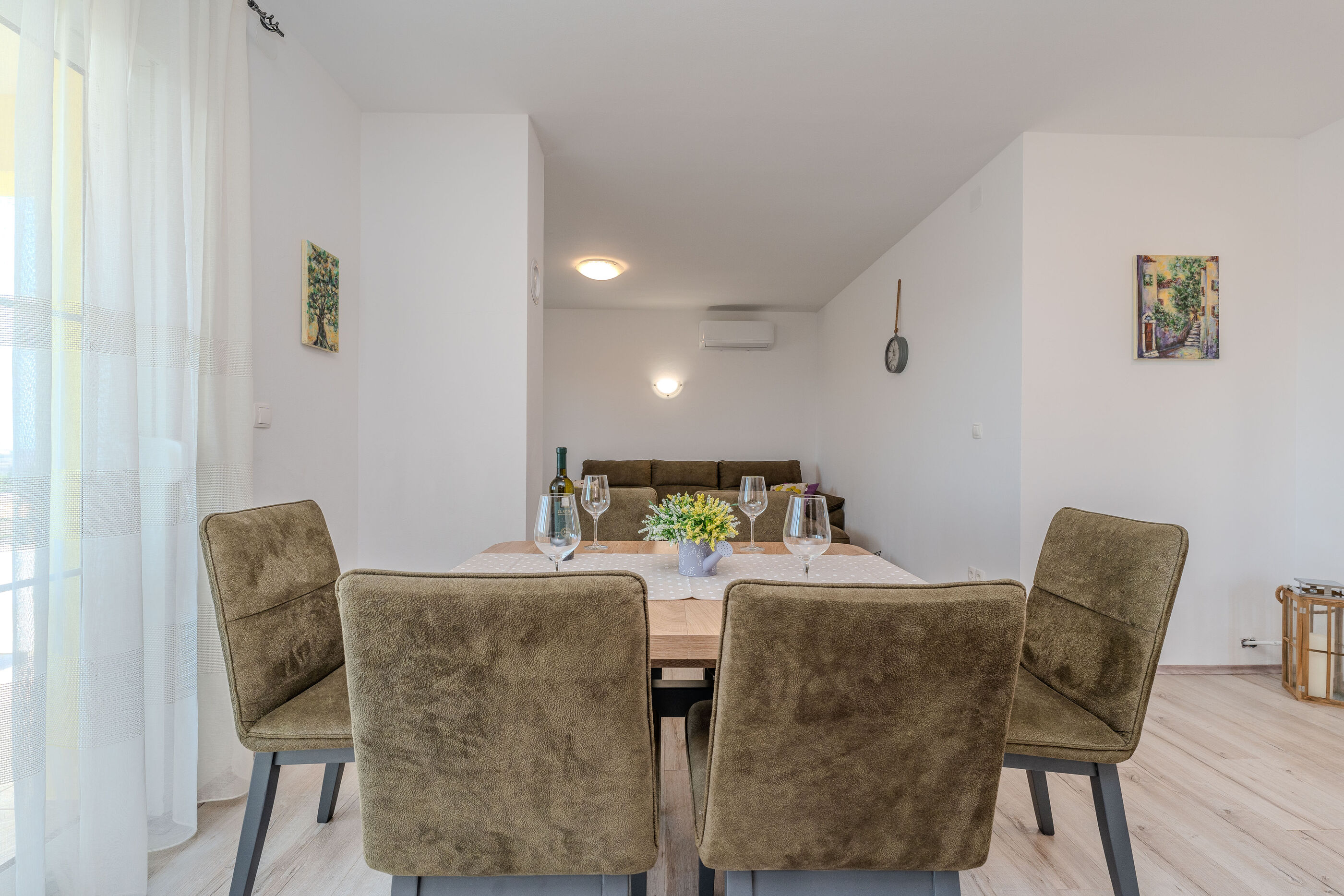 House Jurkin 11486-K1