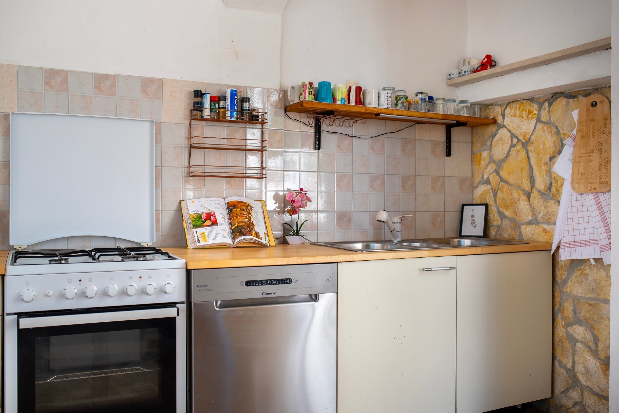 House Milica 14261-K1