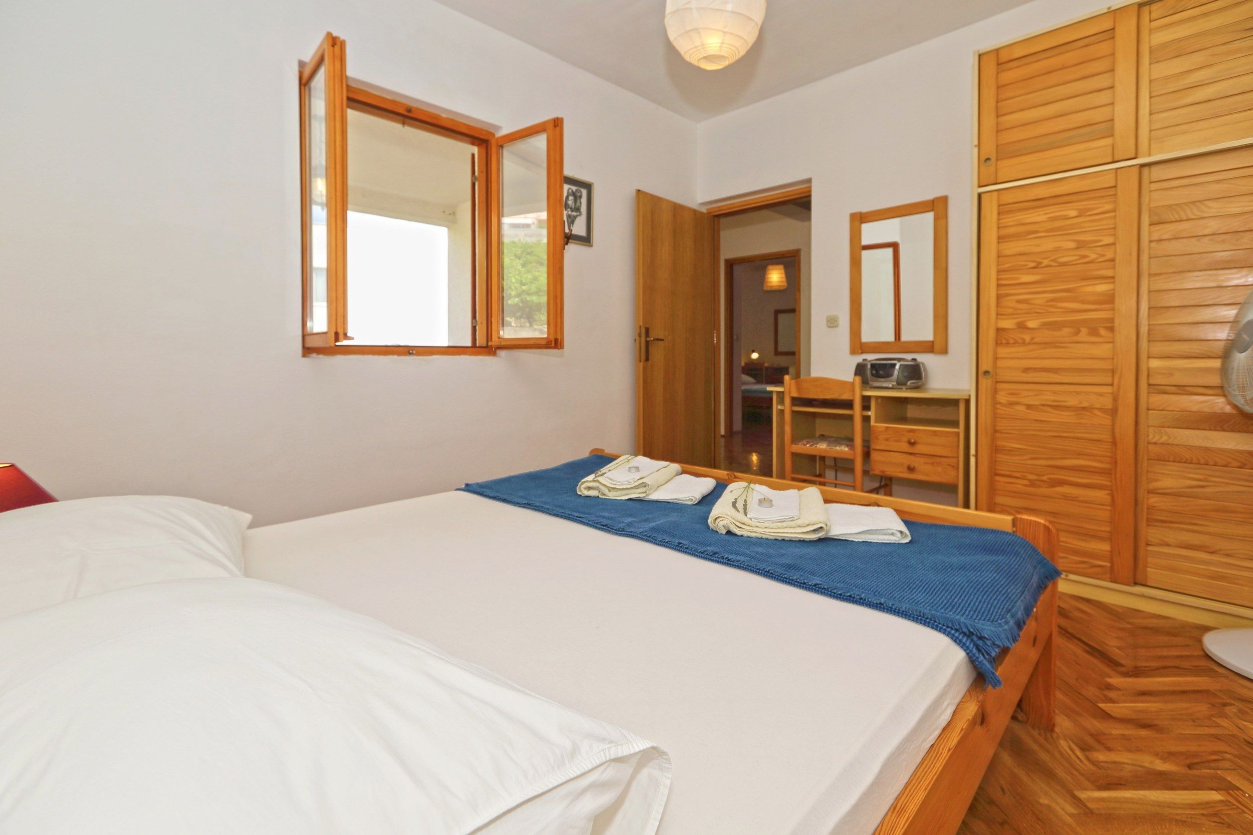 Apartments Josip 102081-A4