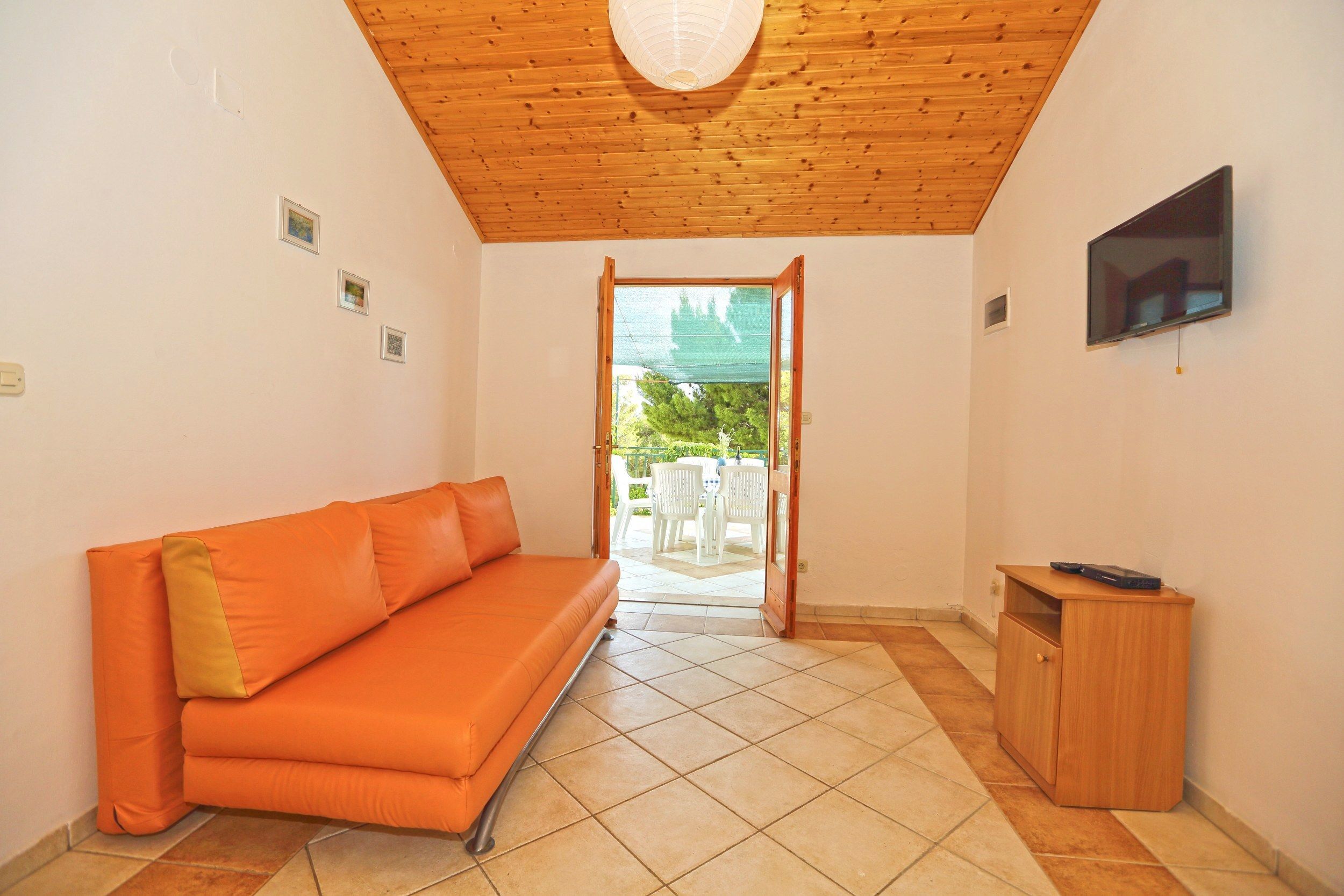 Apartments Josip 102081-A6