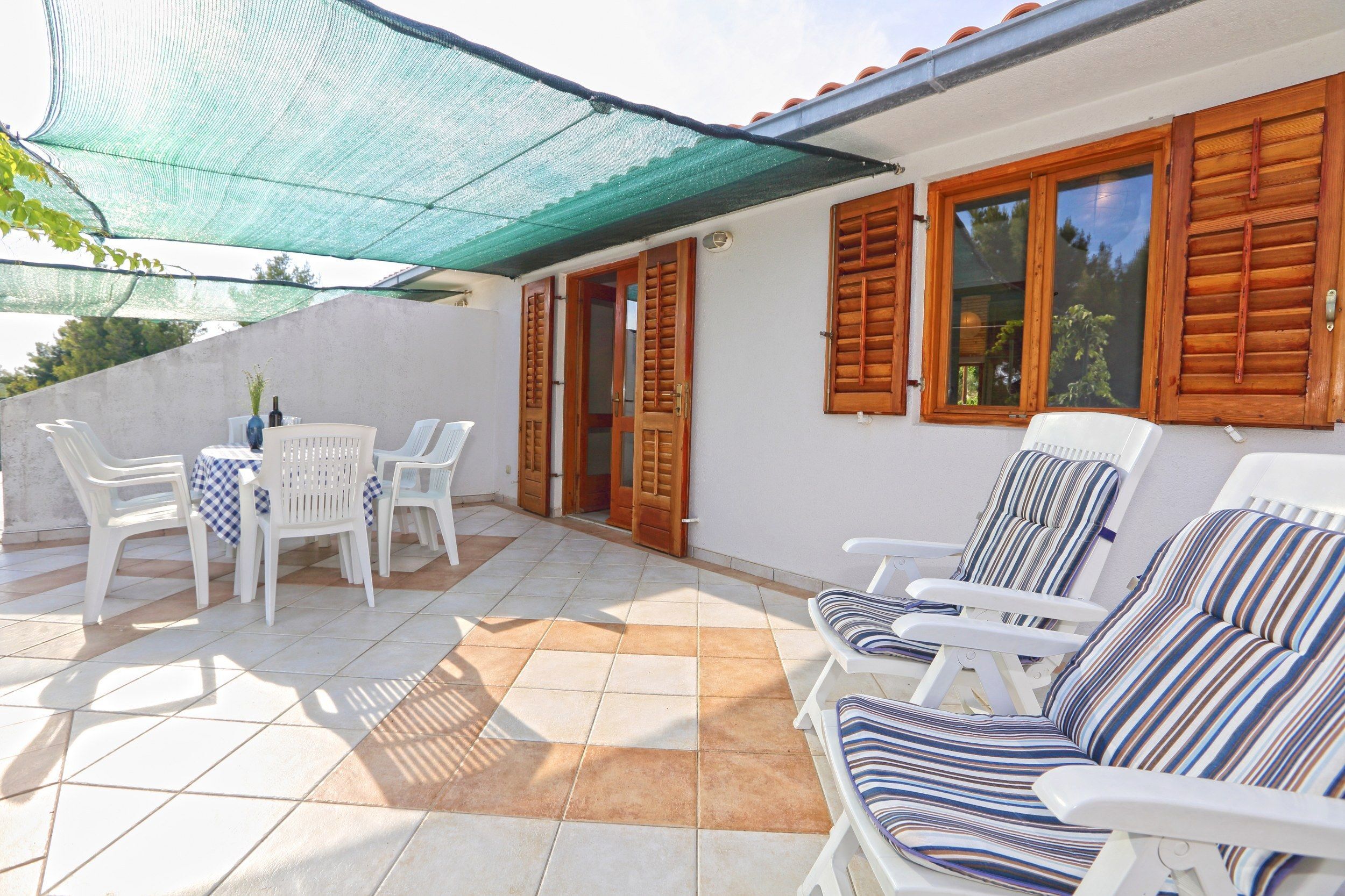 Apartments Josip 102081-A6