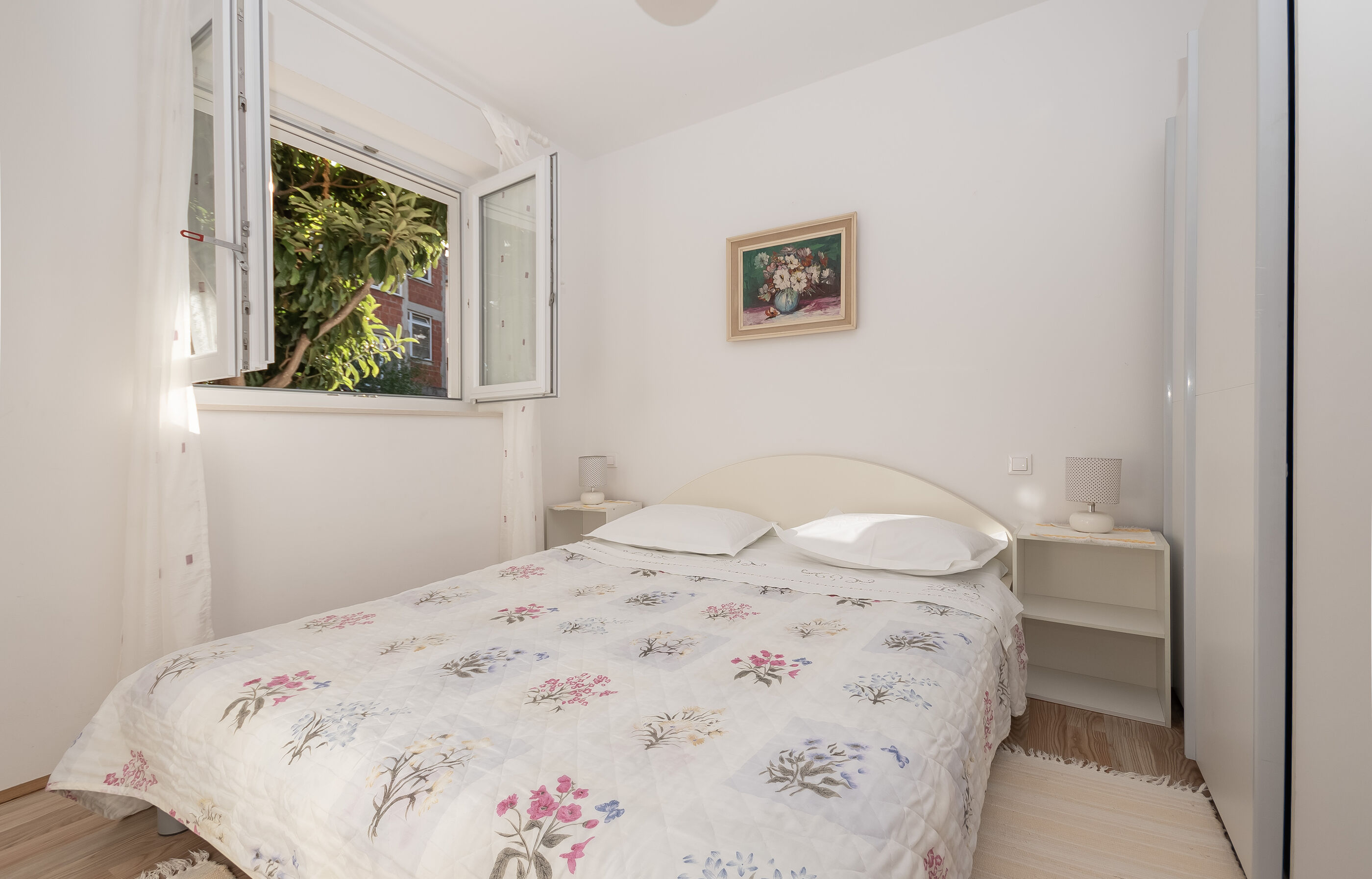 Apartment Tom 10752-A1