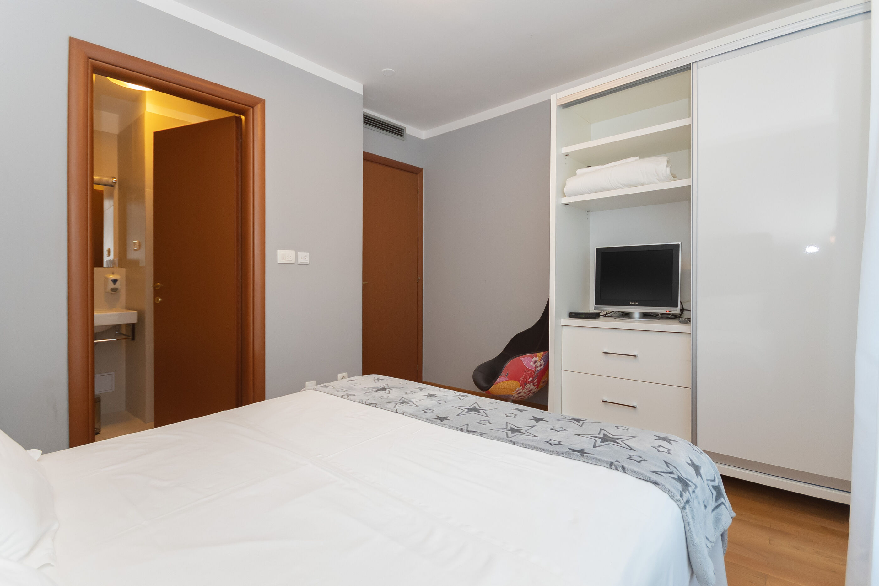 Apartments Residence suits Lav 114711-A2