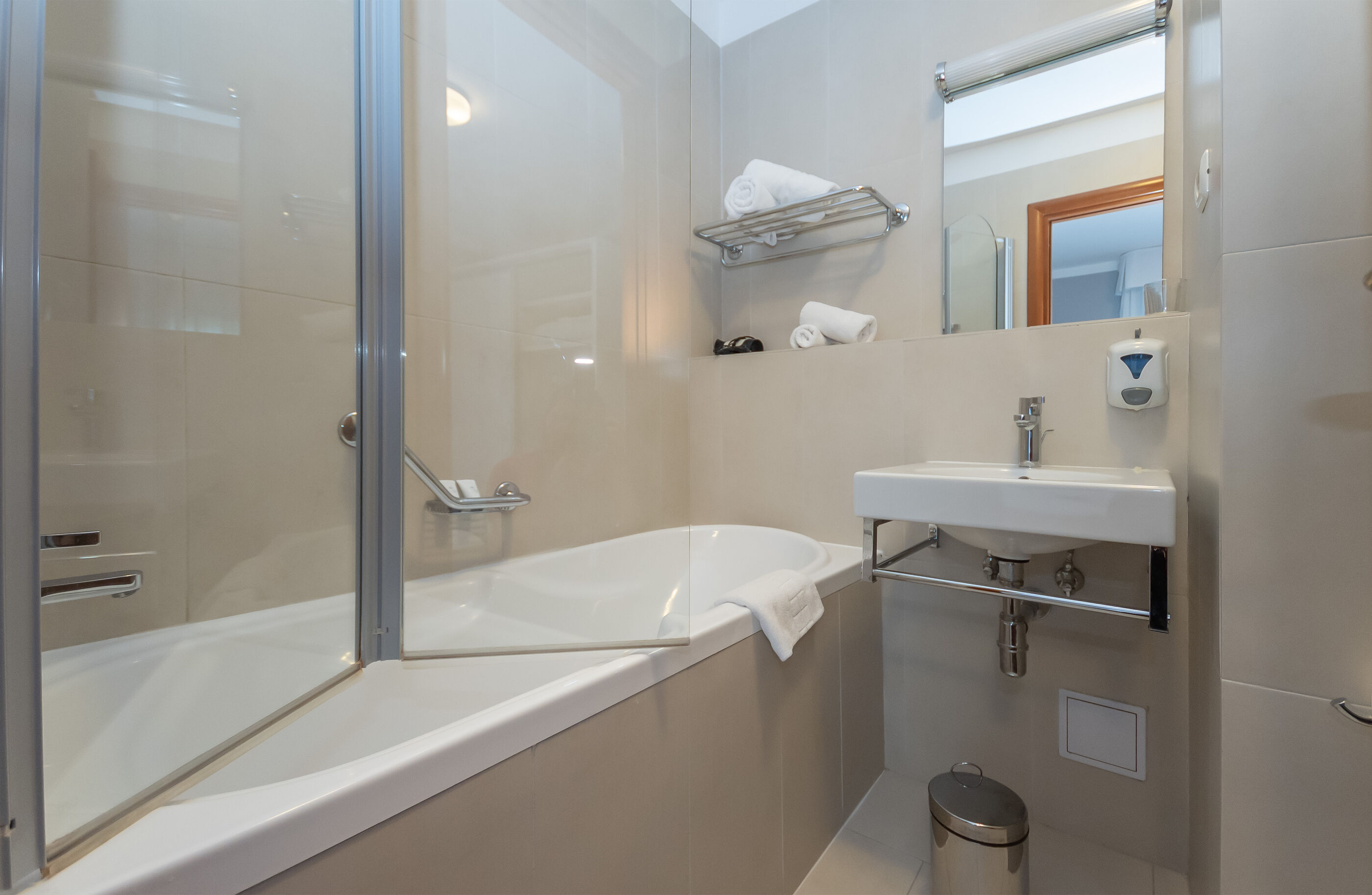 Apartments Residence suits Lav 114711-A2