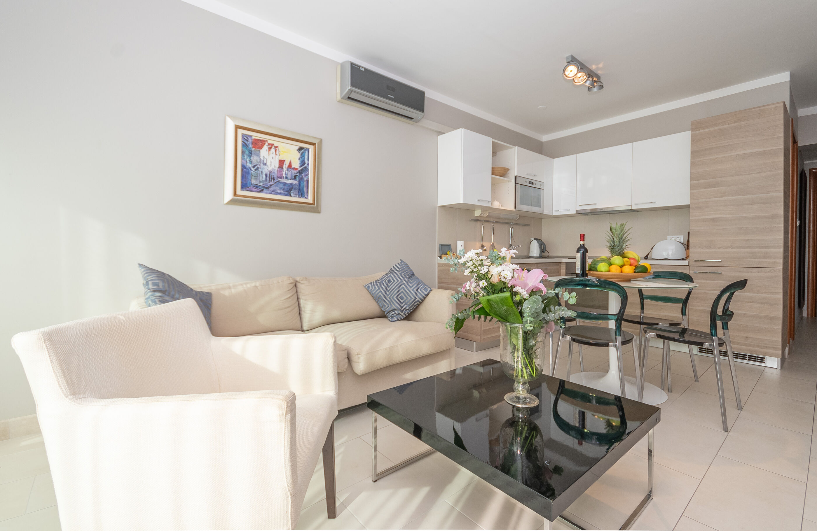 Apartments Residence suits Lav 114711-A1