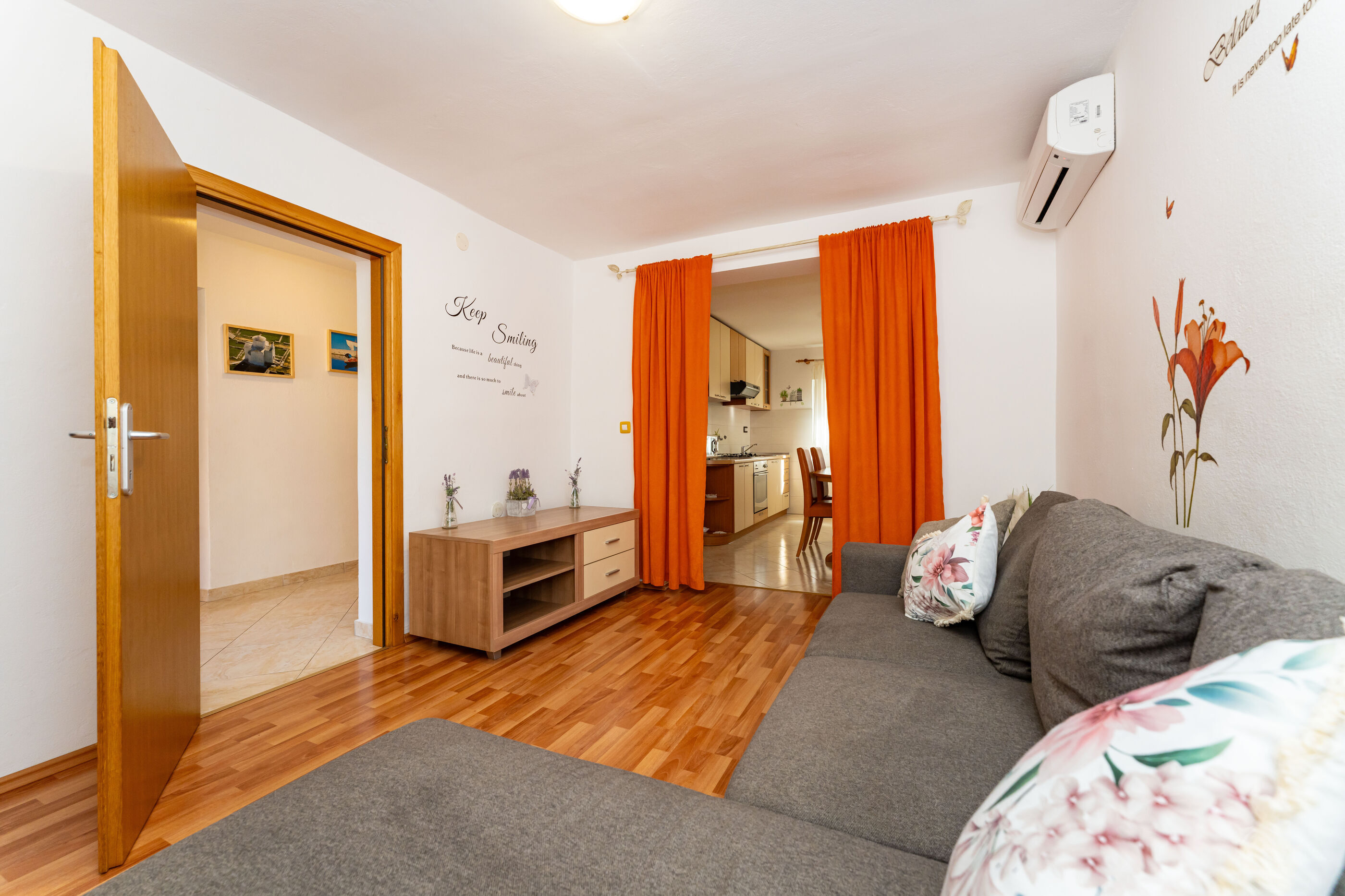 Apartments Nadica 107181-A1