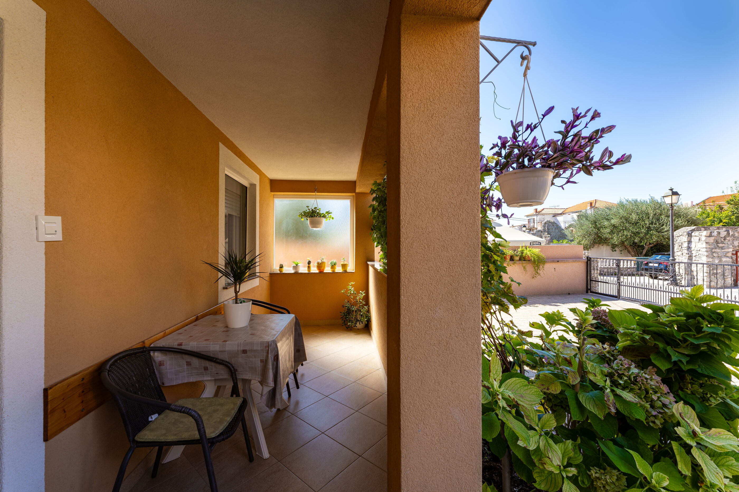 Apartments Nadica 107181-A1