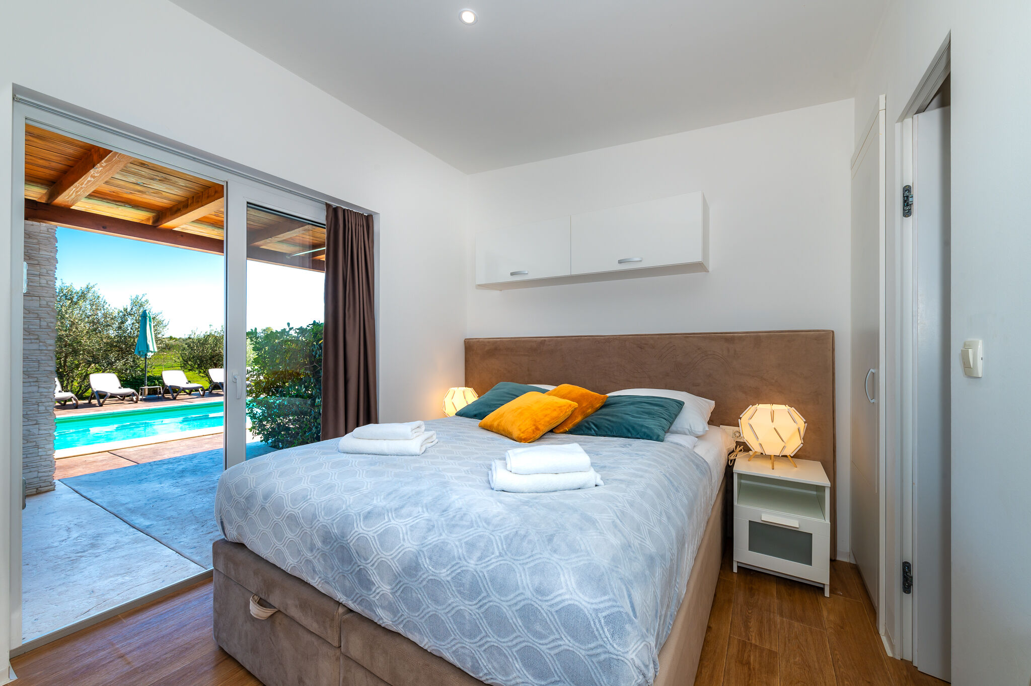 Villa Almond V4872-K1