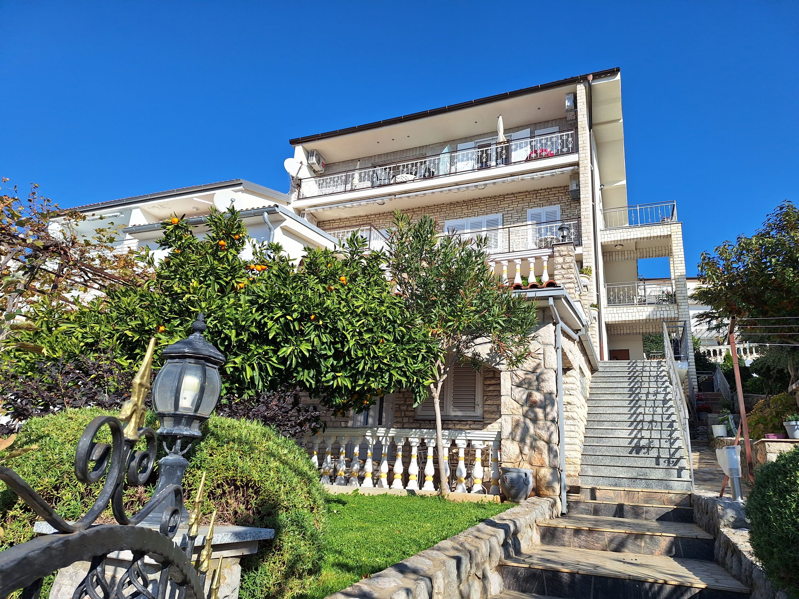 Apartments Kozul 78261-A2