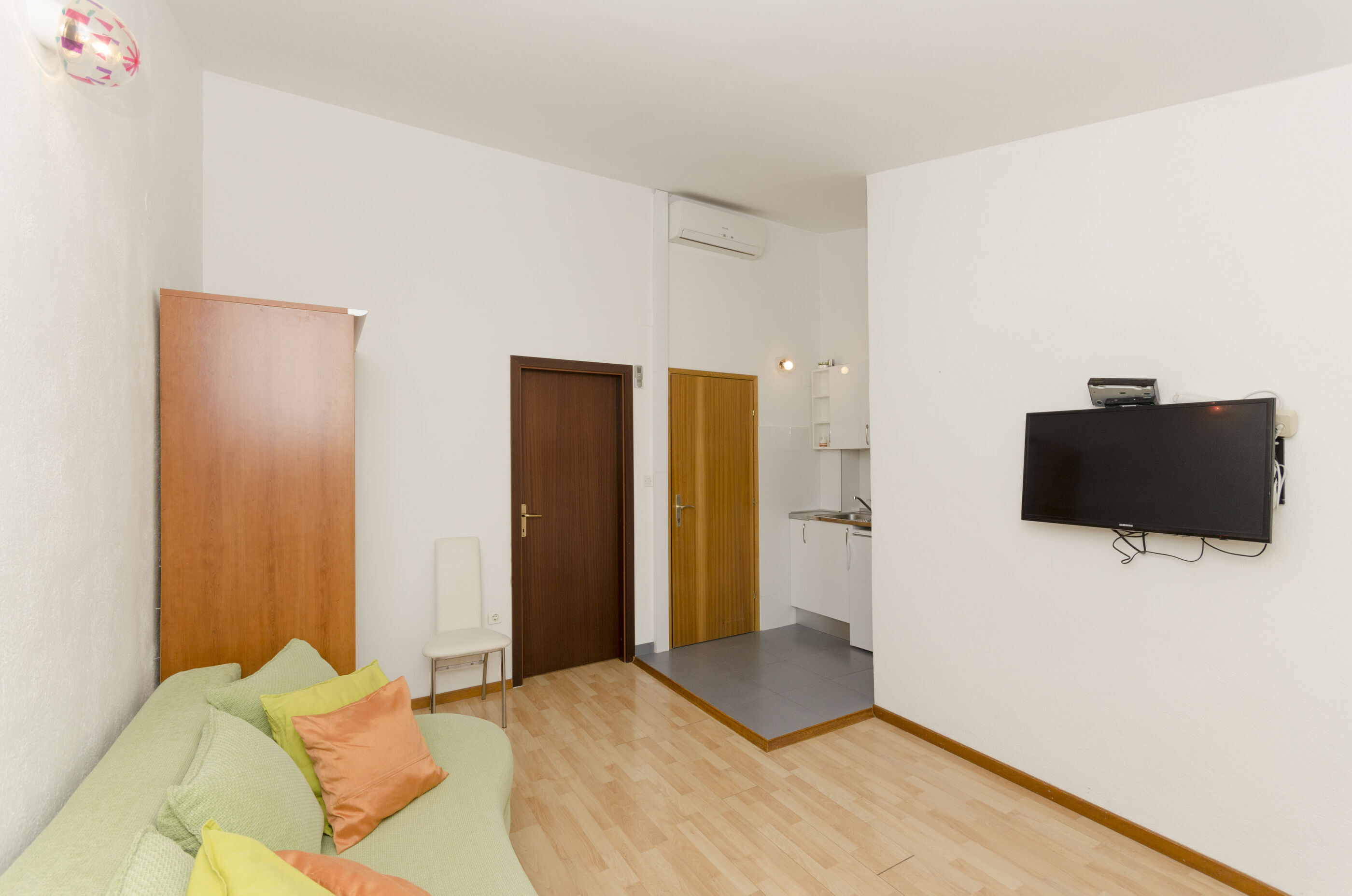 Apartments Jadro 10474-A2
