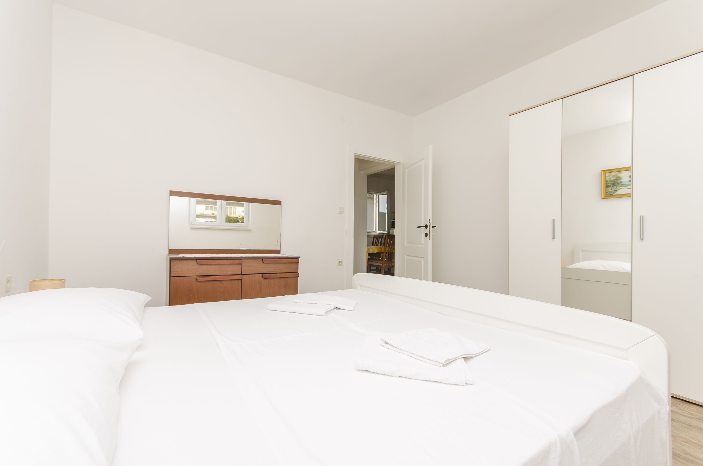 Apartments Zuljevic 39621-A1
