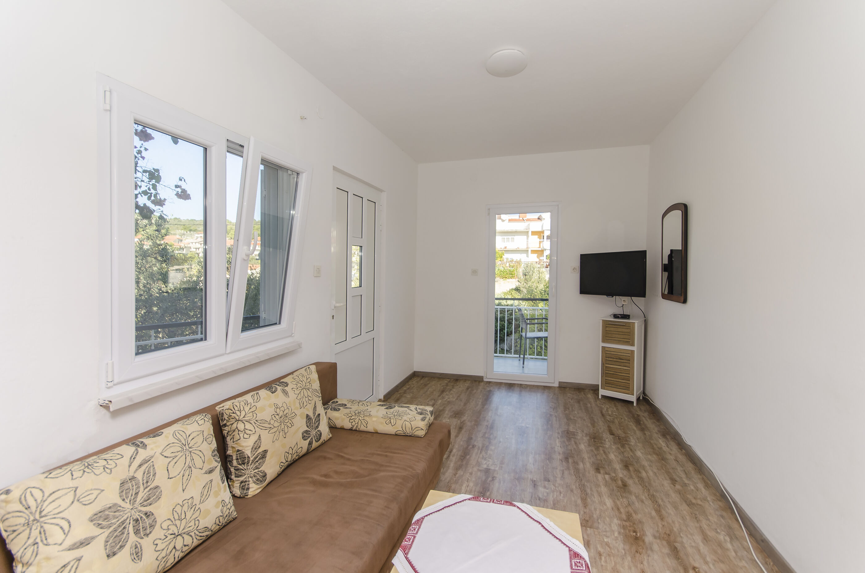 Apartments Zuljevic 39621-A1