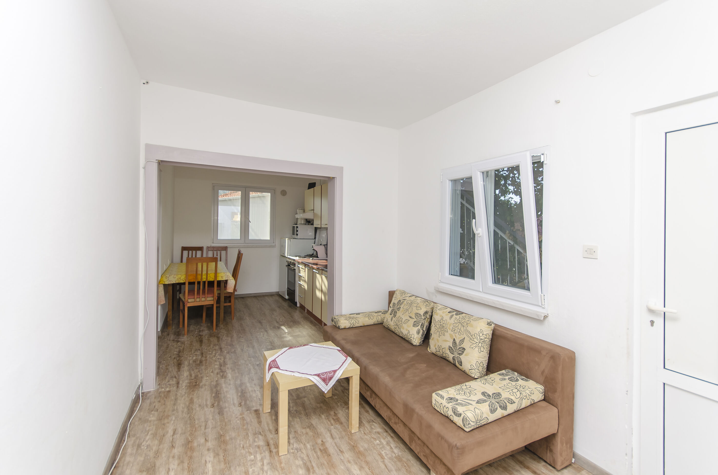 Apartments Zuljevic 39621-A1