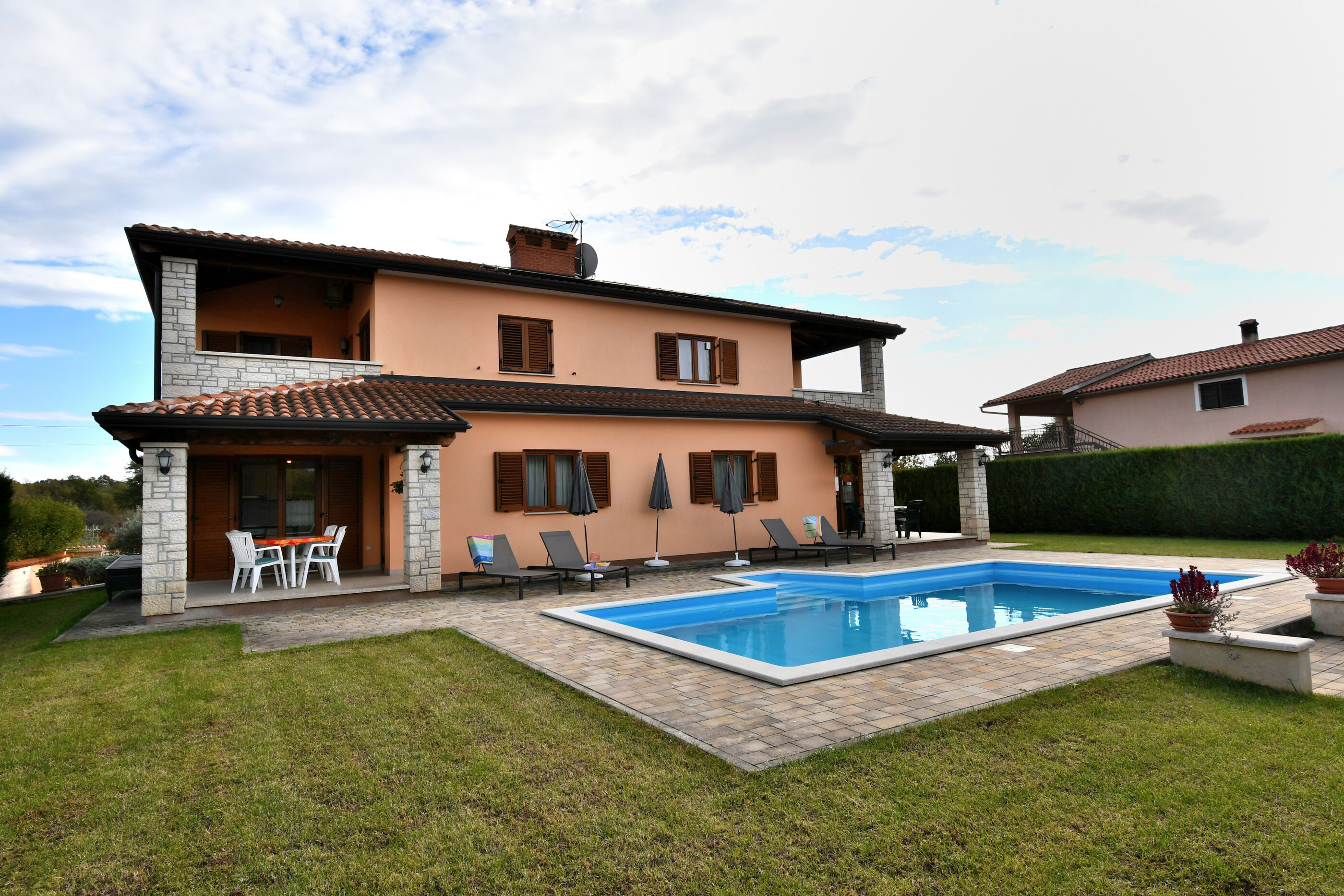 Apartment Nina 115301-A2