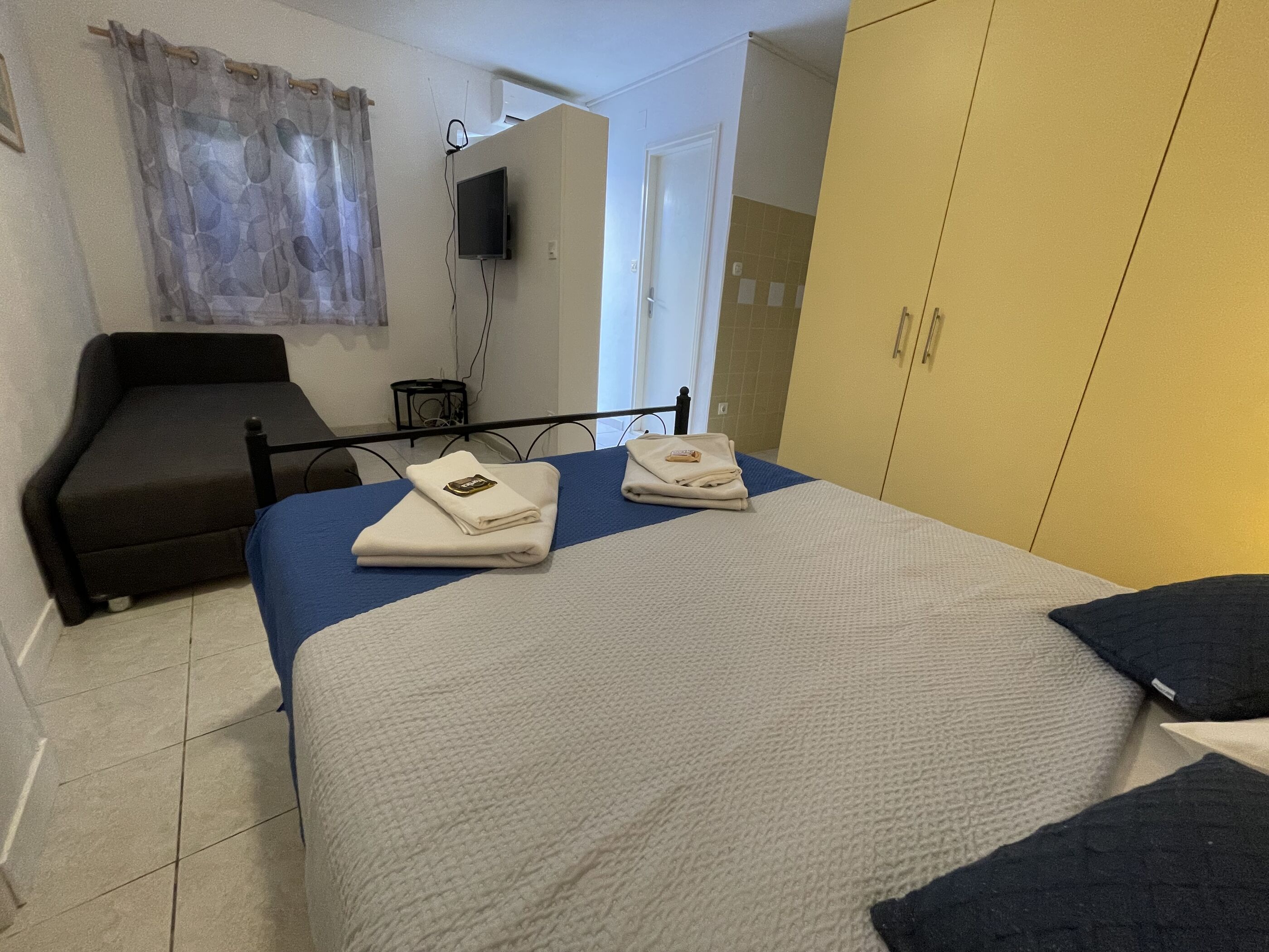 Apartments JUGO i BURA 63891-A2
