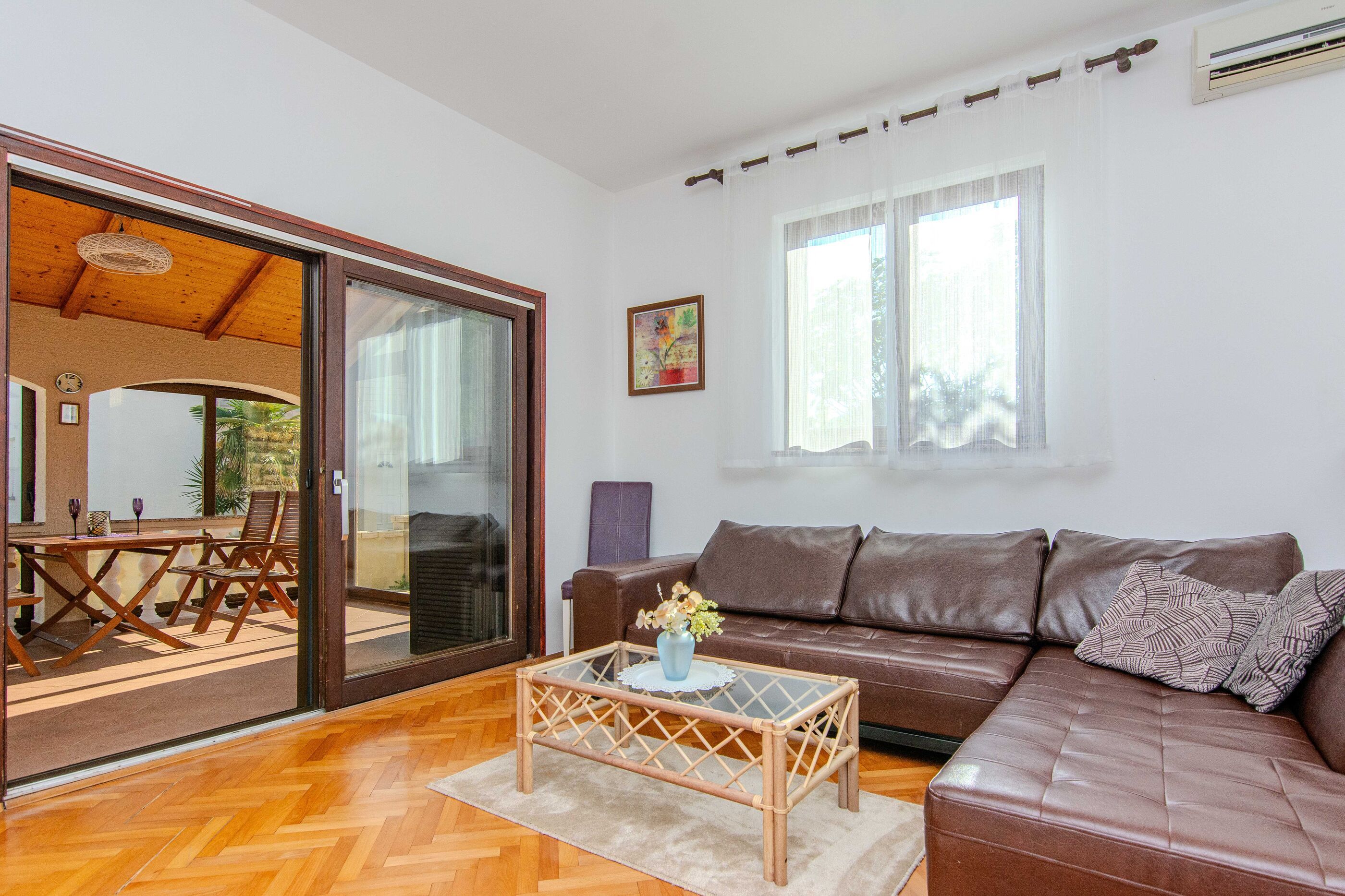 House Suric 11488-K1