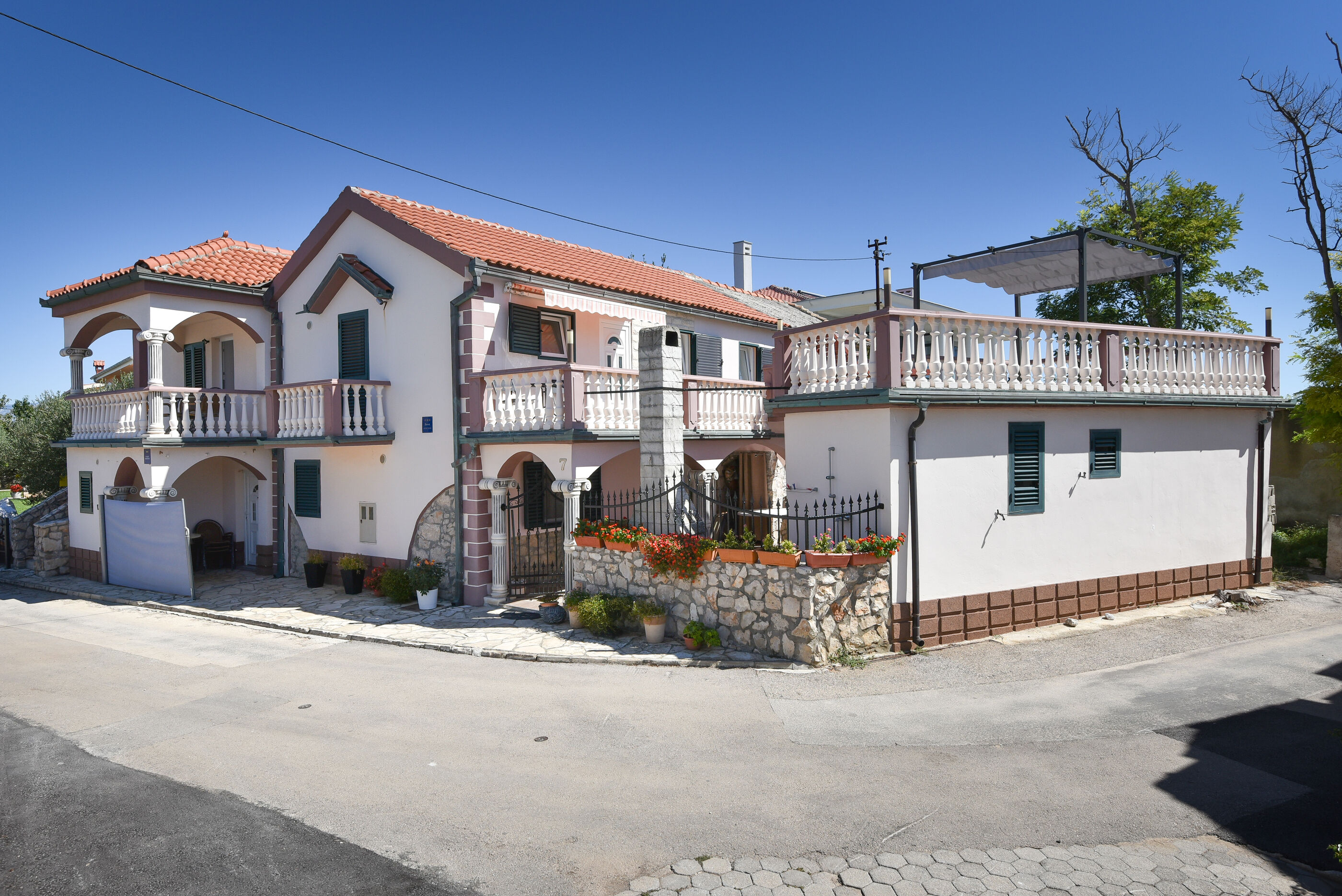 Apartments Ledinko Accommodation in Zadar
