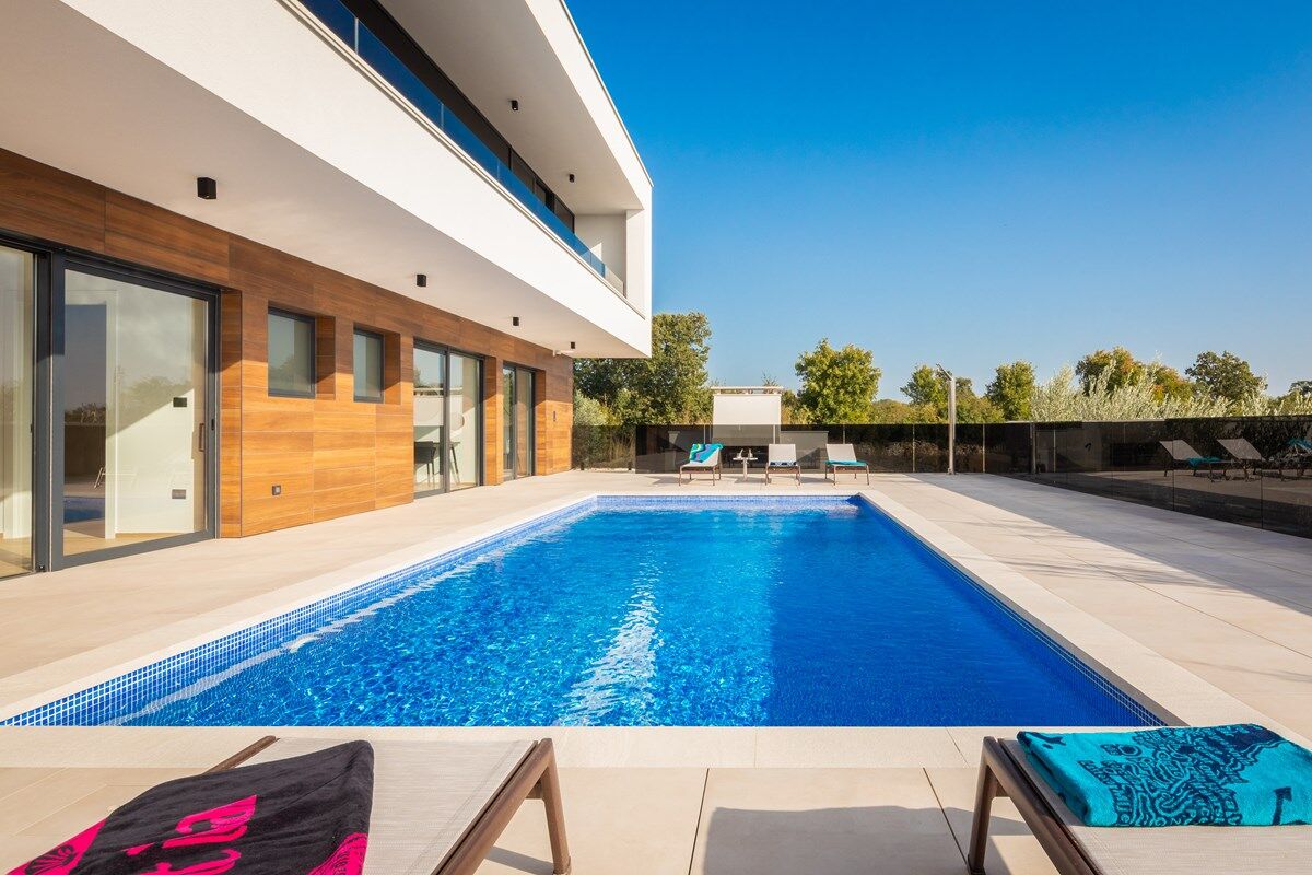 Villa Old Olive VI 74327-K1