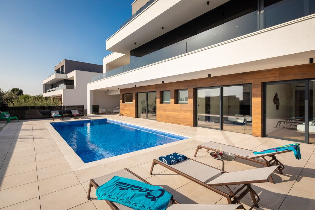 Villa Old Olive VI 74327-K1
