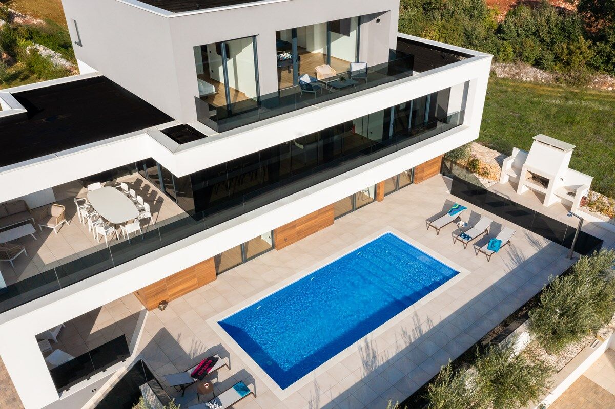 Villa Old Olive VI 74327-K1