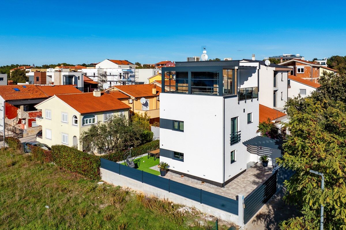 Villa Lea 74328-K1