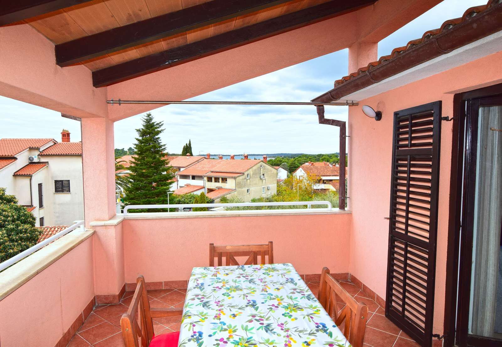 Apartments Edo 60341-A2