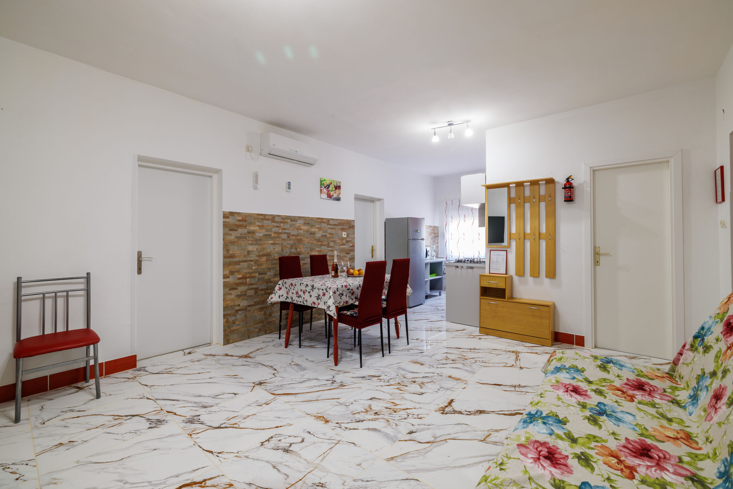 Apartments Grga 112661-A1