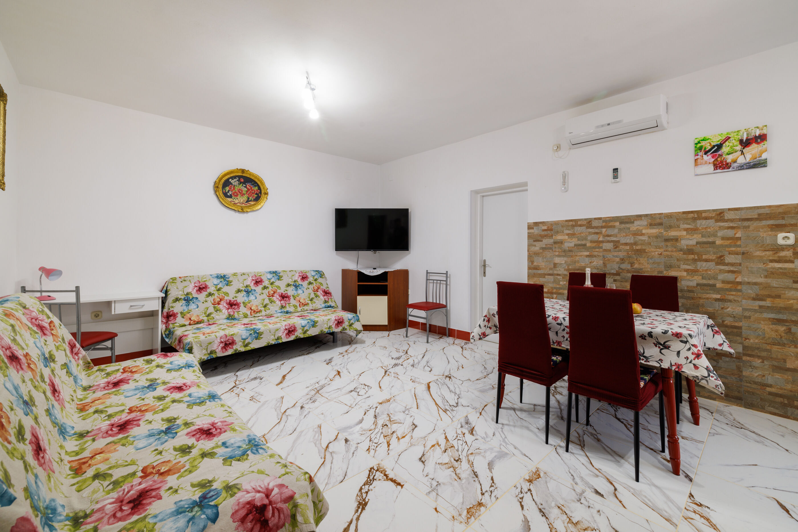 Apartments Grga 112661-A1