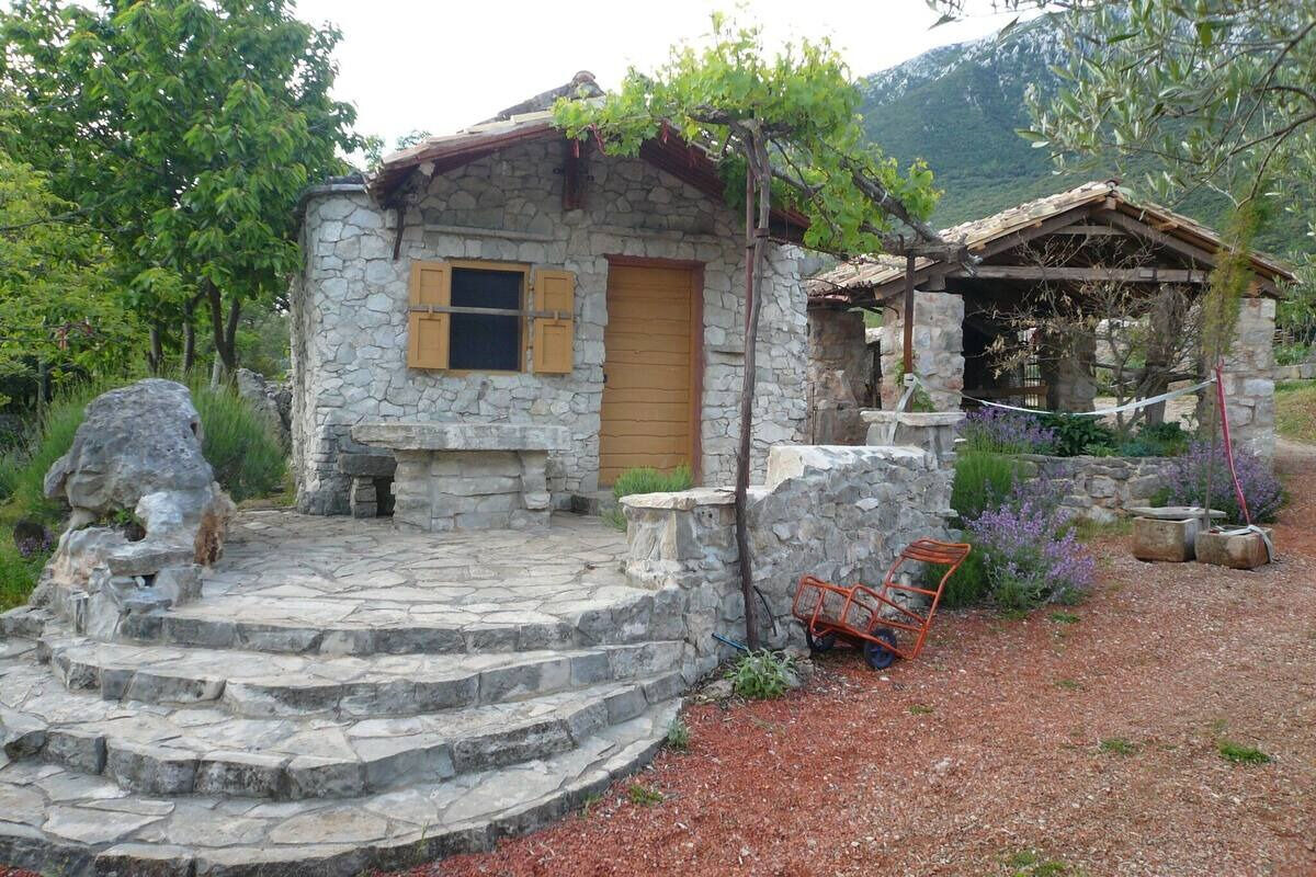 House Kadulja 16661-K2