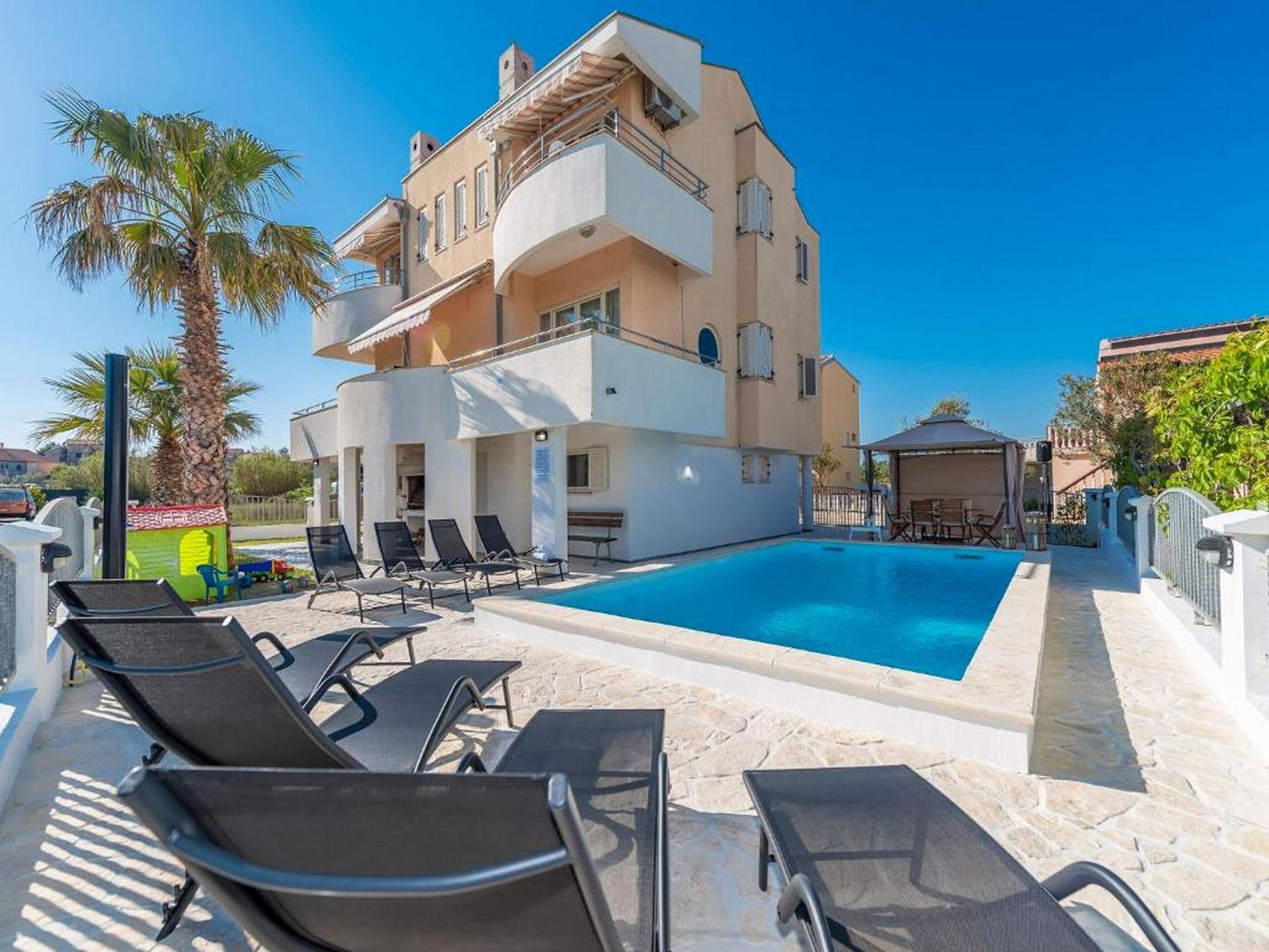 Villa Antonella Accommodation in Zadar