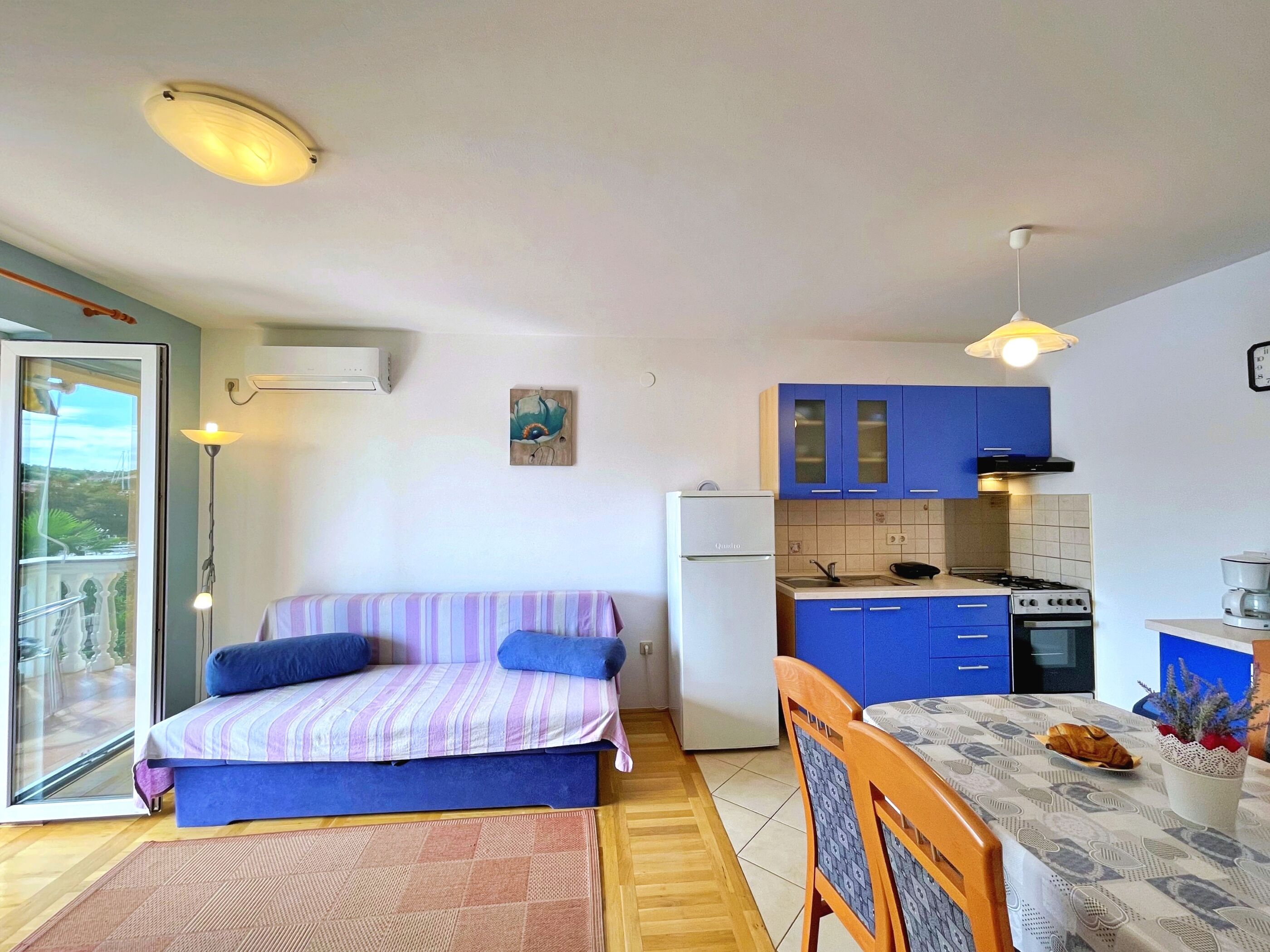 Apartments Vila TIHA LILI 63773-A1